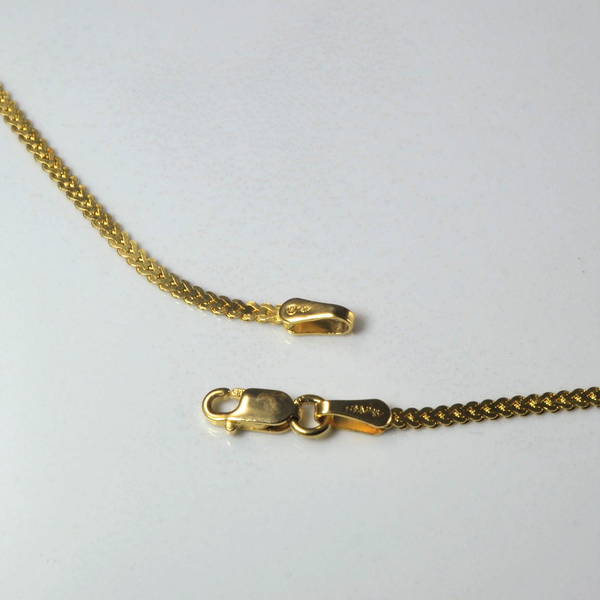 Floral Diamond Plate Necklace | 0.87ctw | 16" |