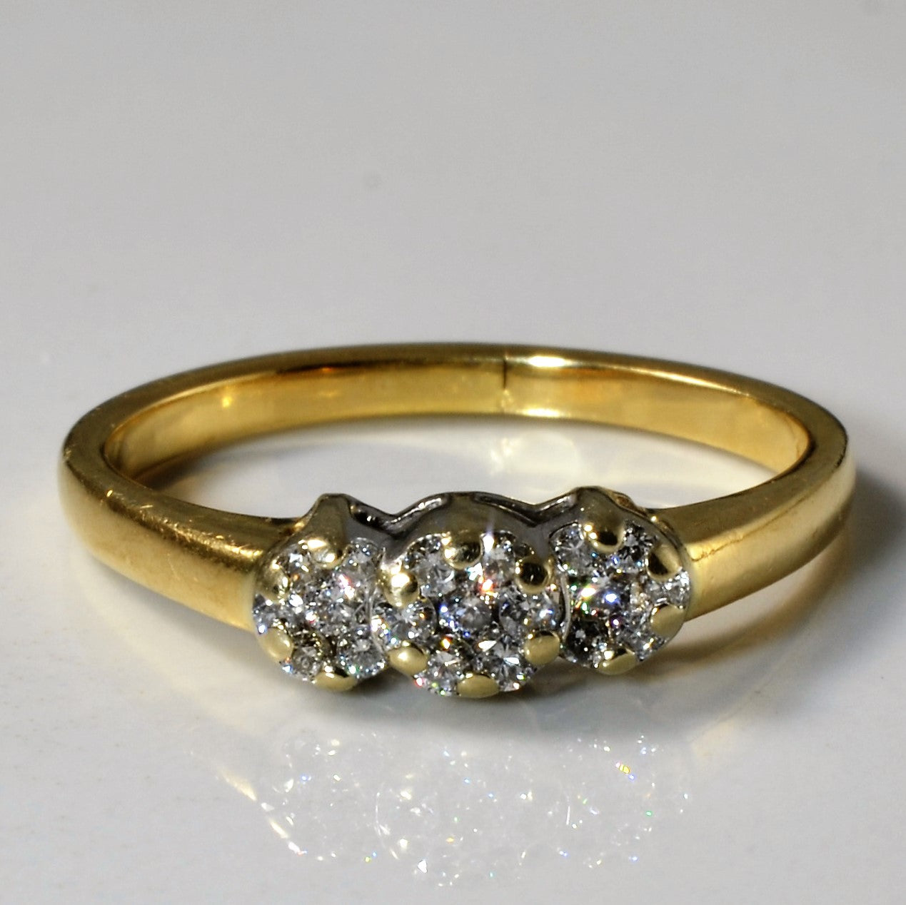 14k Yellow Gold Cluster Set Diamond Ring | 0.25 ctw | SZ 7.75 |