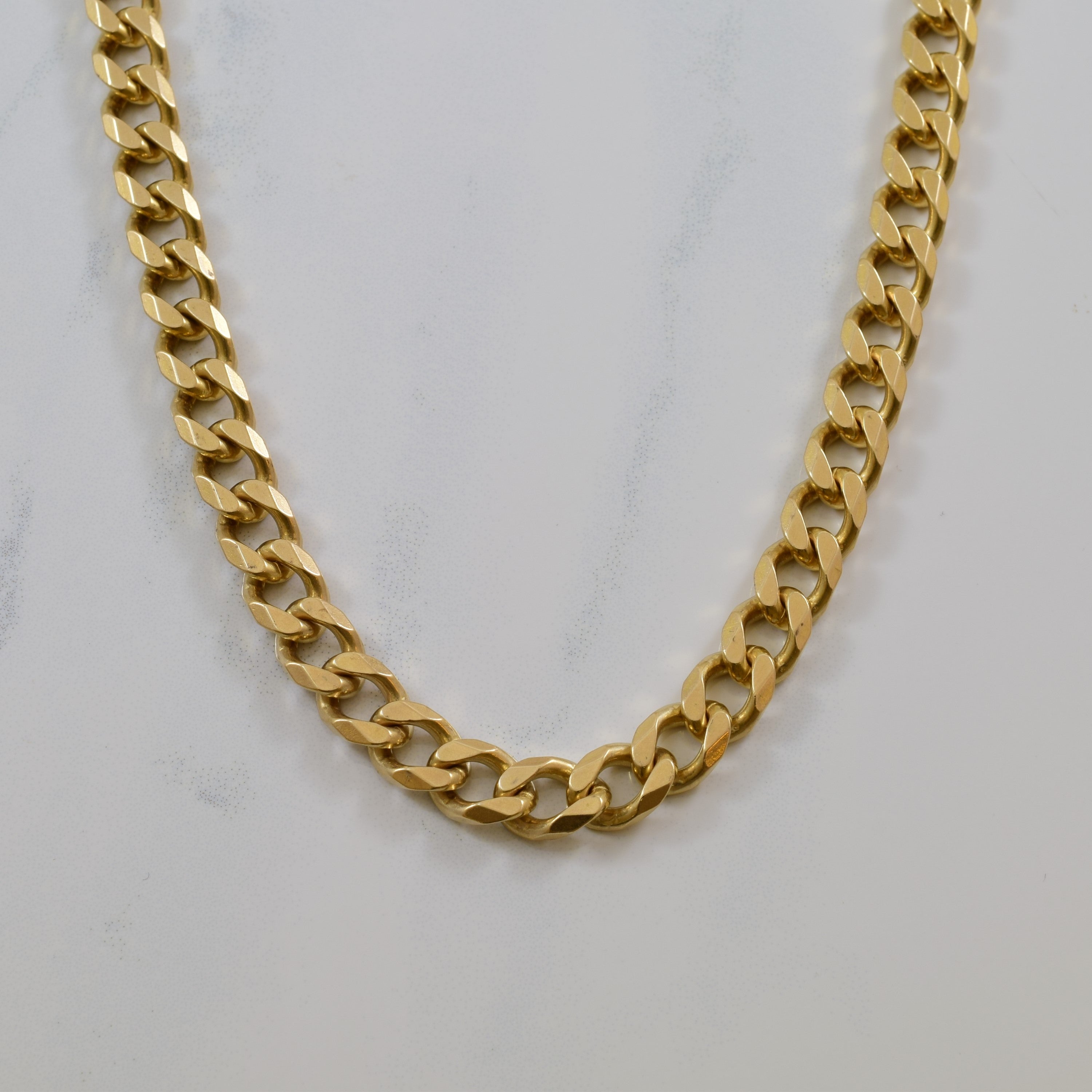 Chaîne gourmette en or jaune 10 carats | 22,75" |