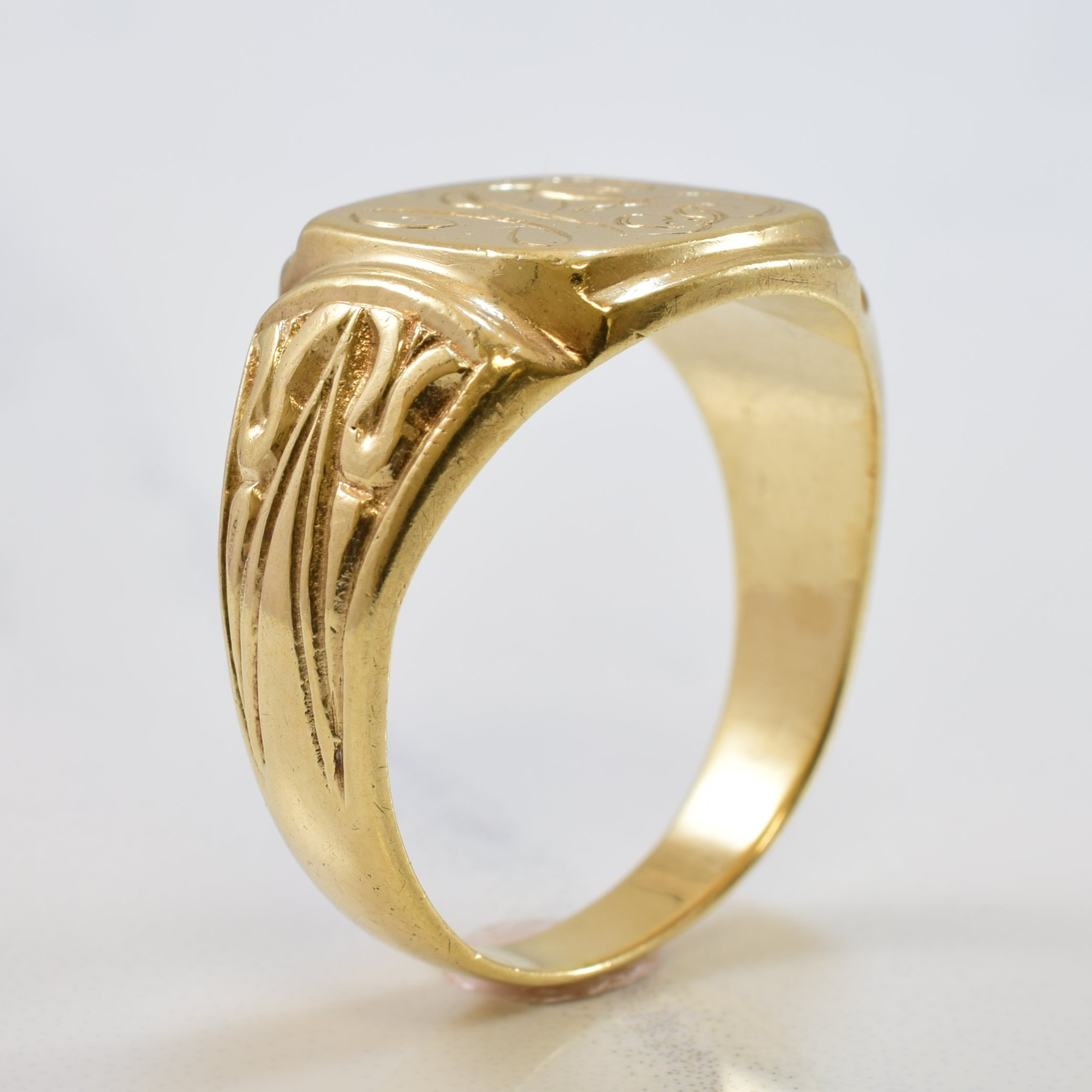 Initial Signet Ring | SZ 7.5 |