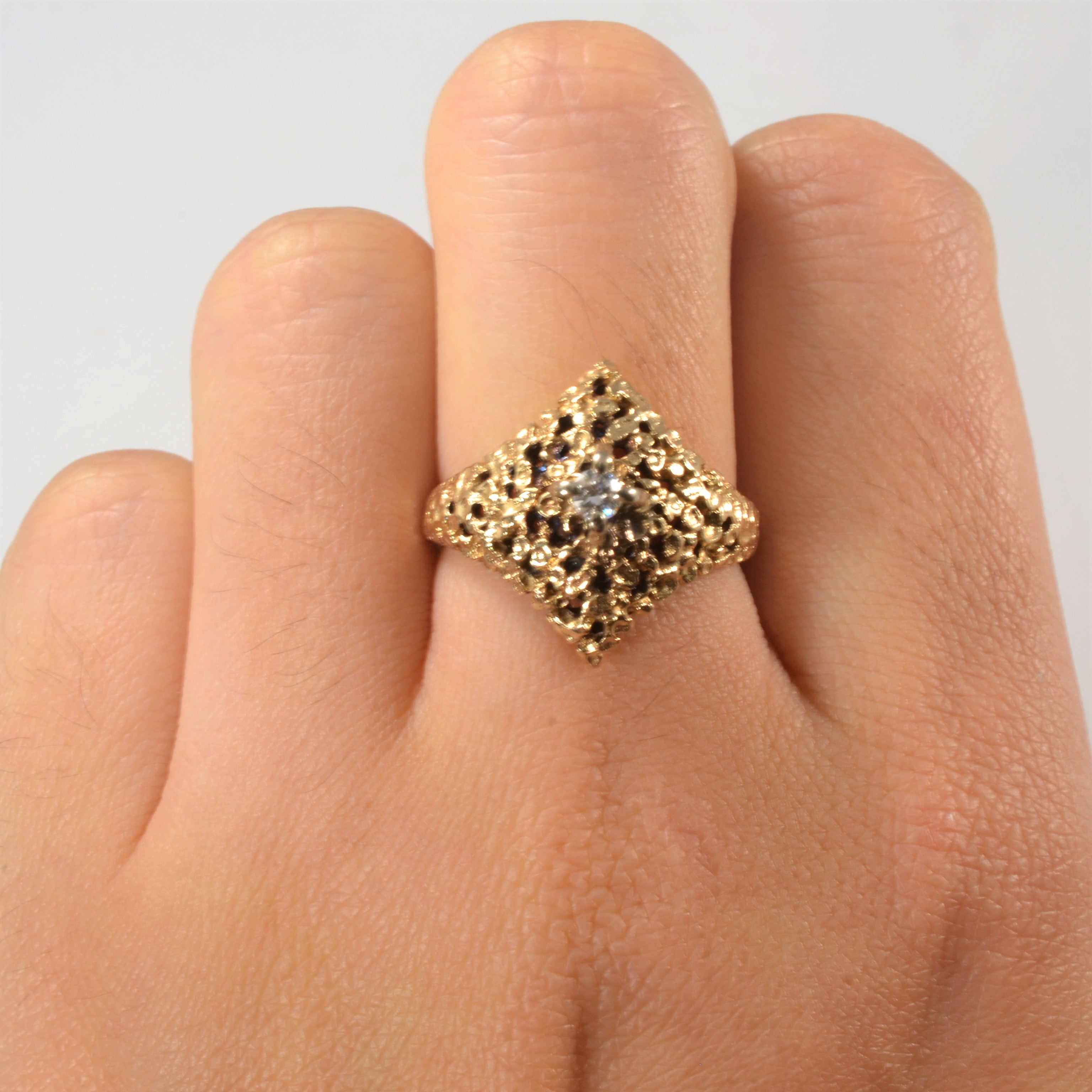 Diamond Shield Ring | 0.08ct | SZ 6 |
