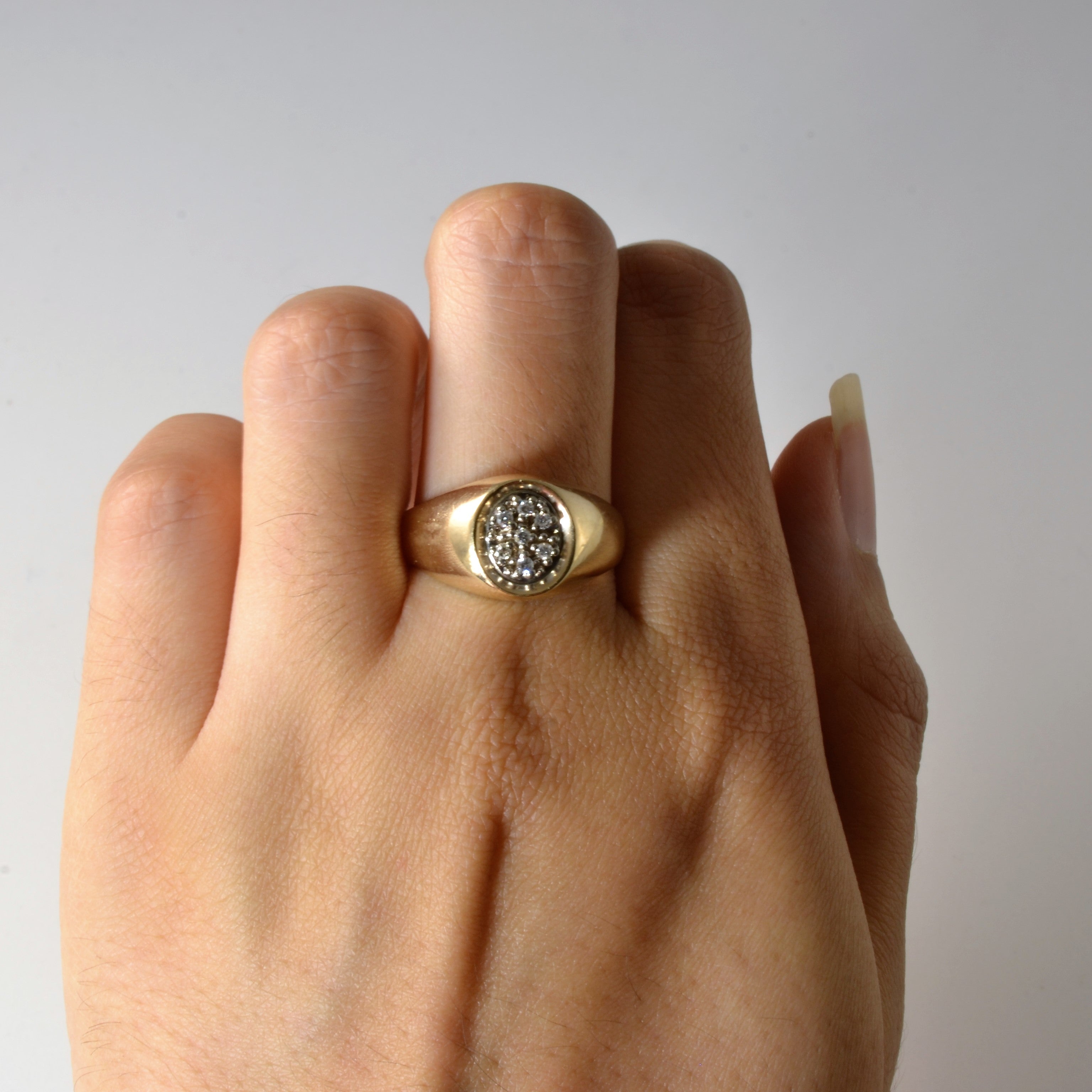Oval Cluster Set Diamond Ring | 0.07ctw | SZ 9.25 |