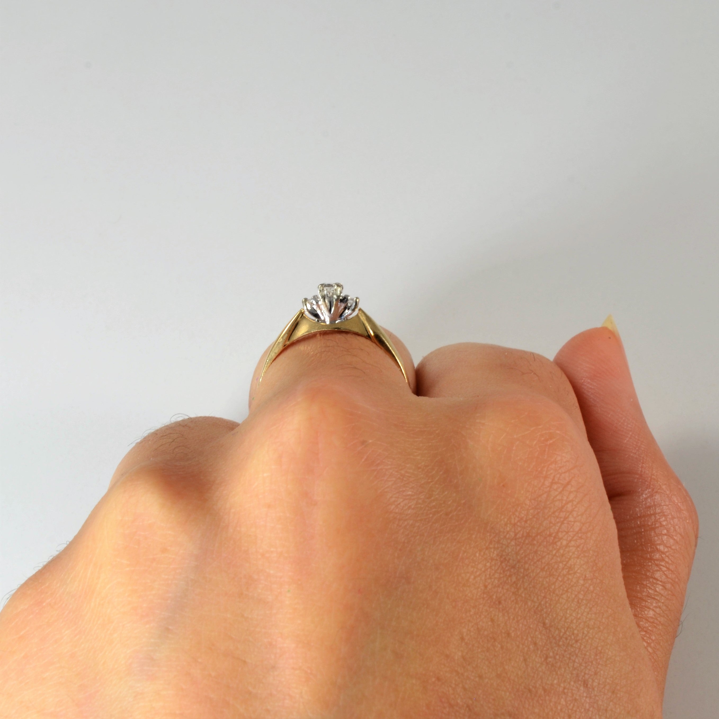 Three Stone Diamond Ring | 0.11ctw | SZ 7 |