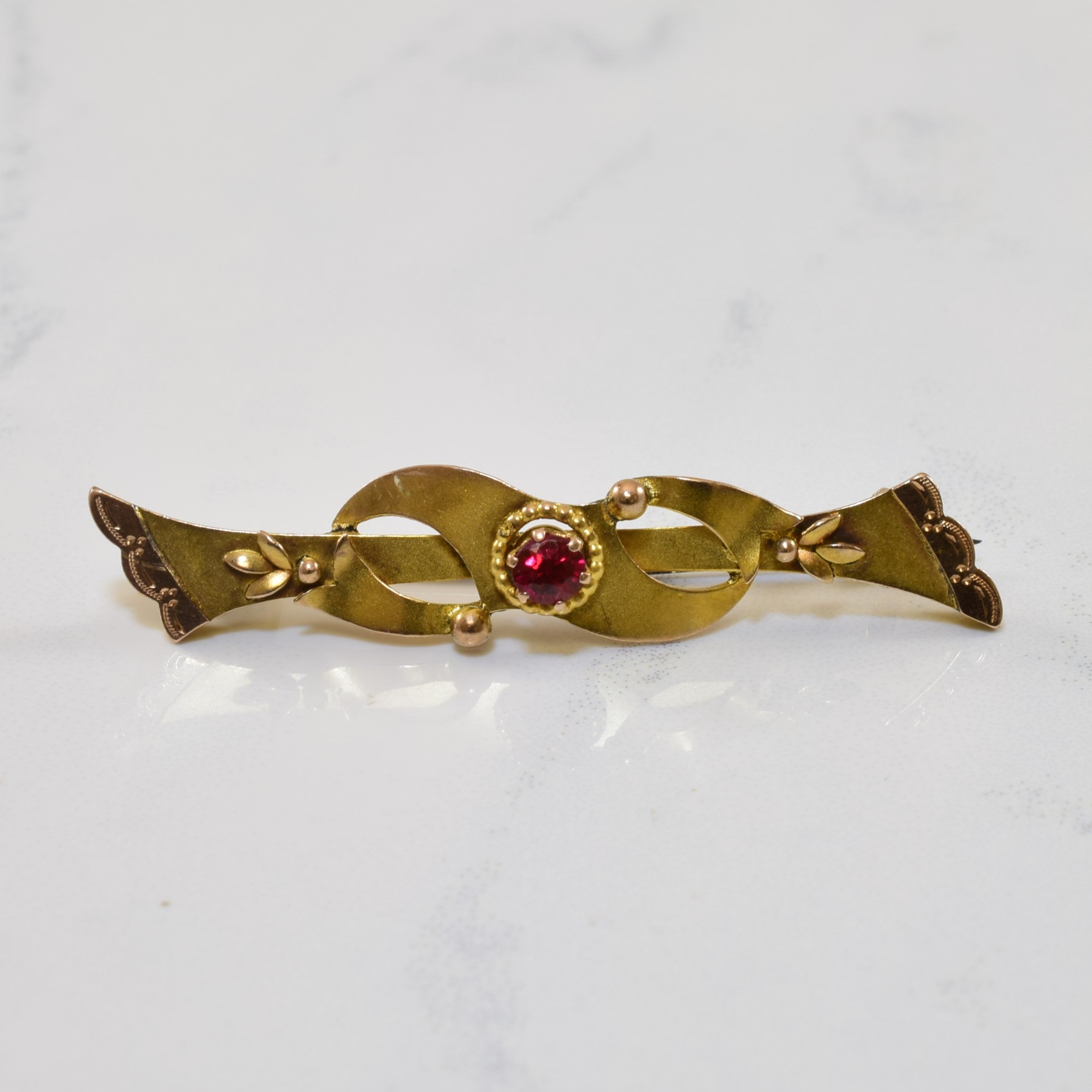 Synthetic Ruby Vintage Gold Pin | 0.17ct |