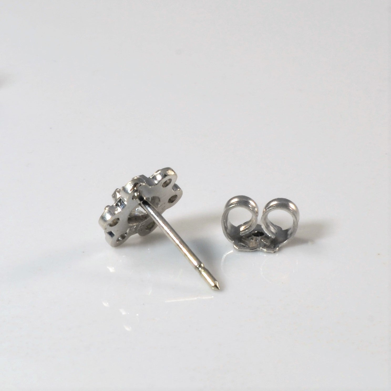 Cluster Diamond Stud Earrings | 0.62ctw SI1/2 G/H|