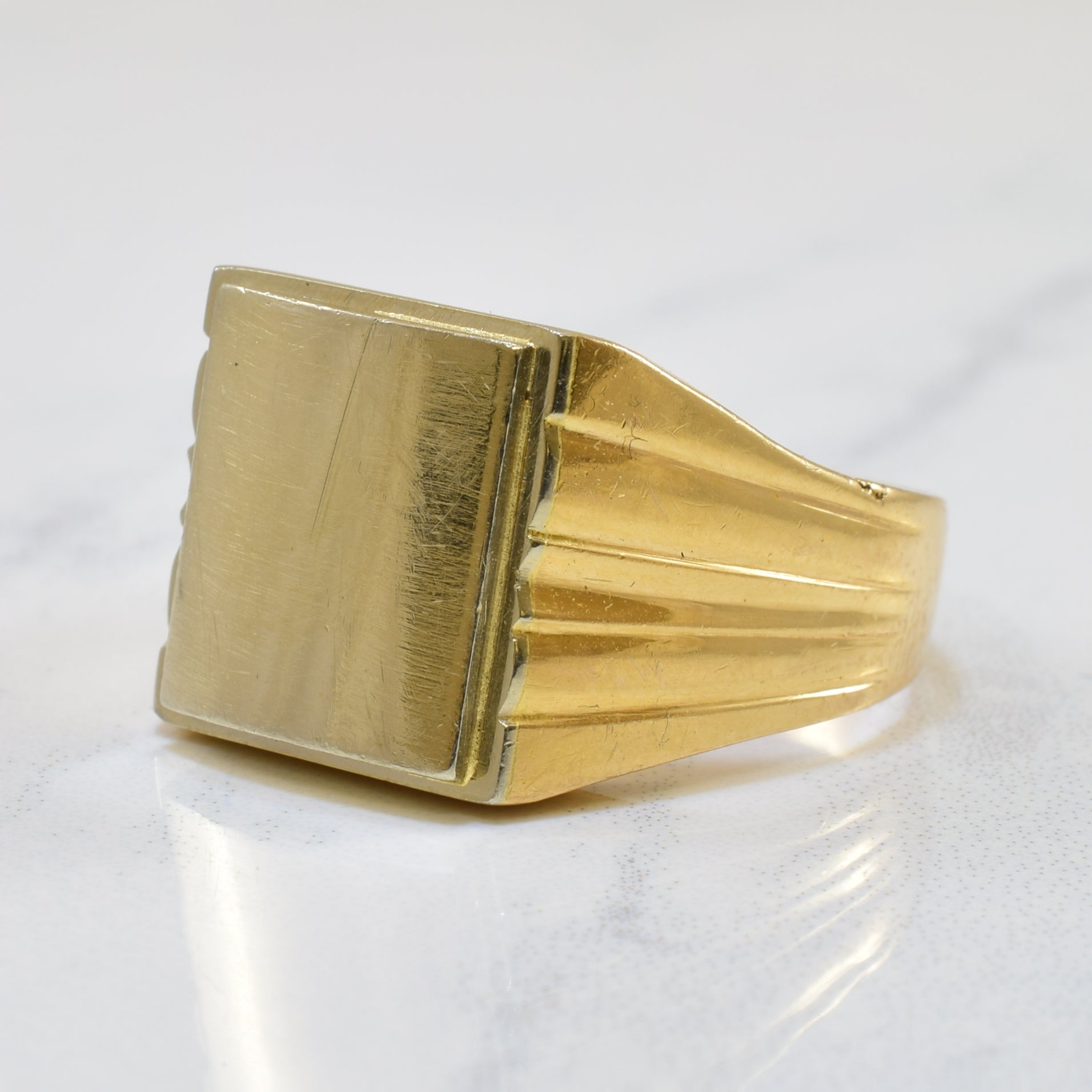 Yellow Gold Signet Ring | SZ 9.75 |