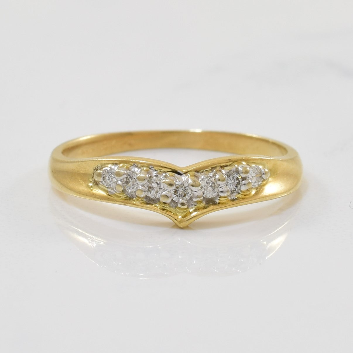 Bague en diamant Chevron Contour | 0,07 ct | Taille 6,25 |