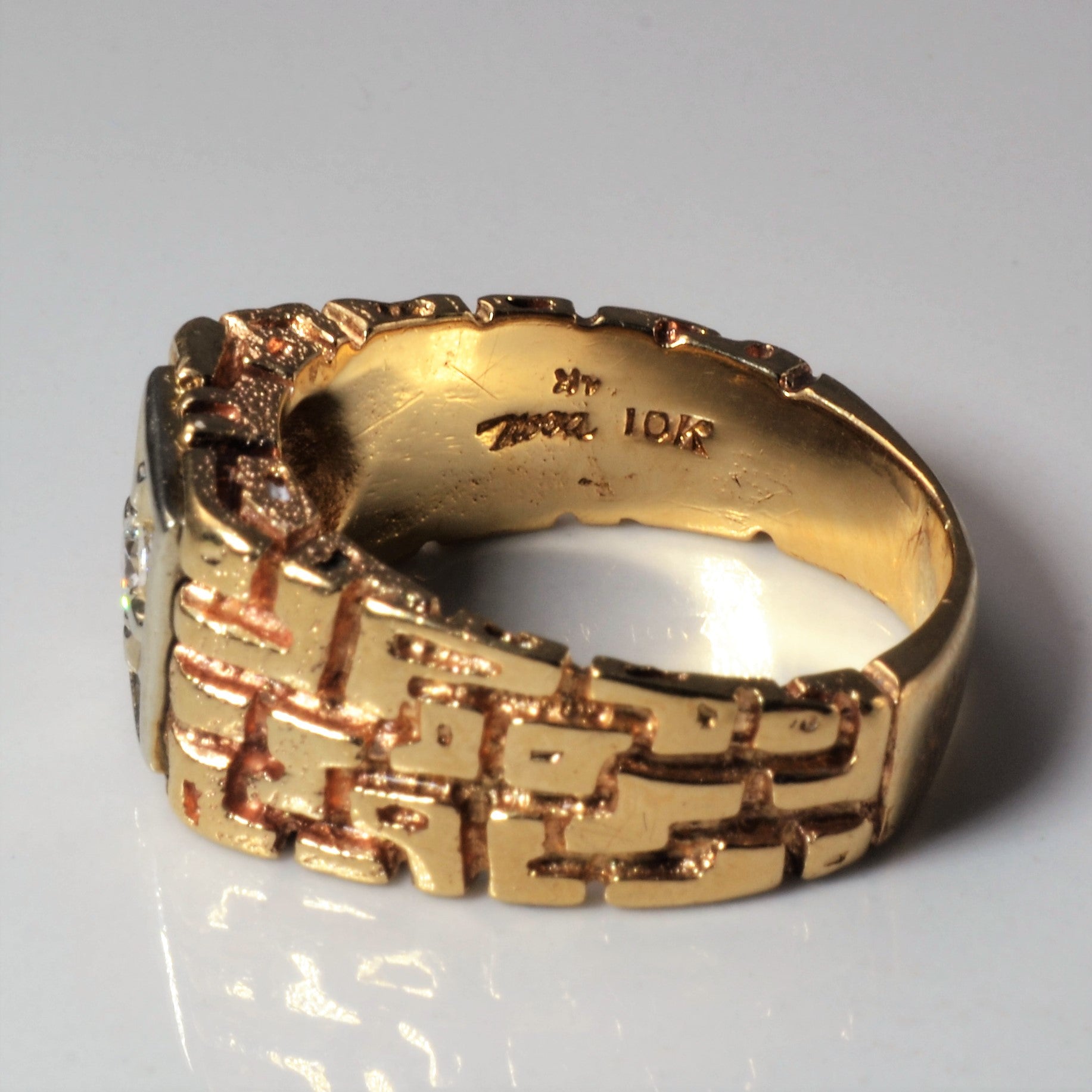 1970s Textured Diamond Ring | 0.18ct | SZ 10.5 |