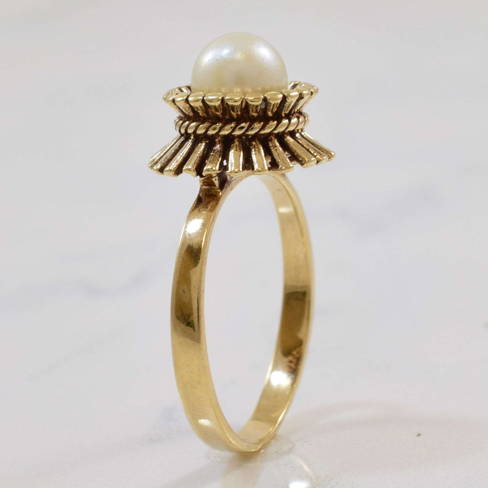 Gold Burst Halo Pearl Cocktail Ring | 1.70ct | SZ 7.25 |
