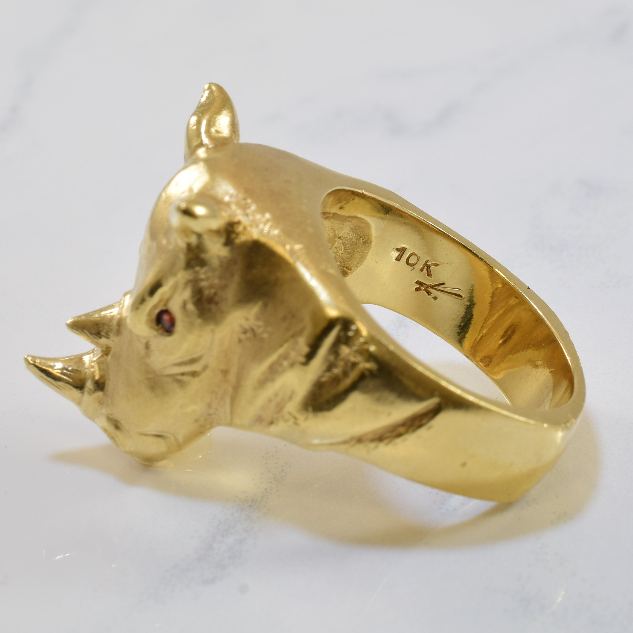 Garnet Rhino Ring | 0.03ctw | SZ 10.5 |