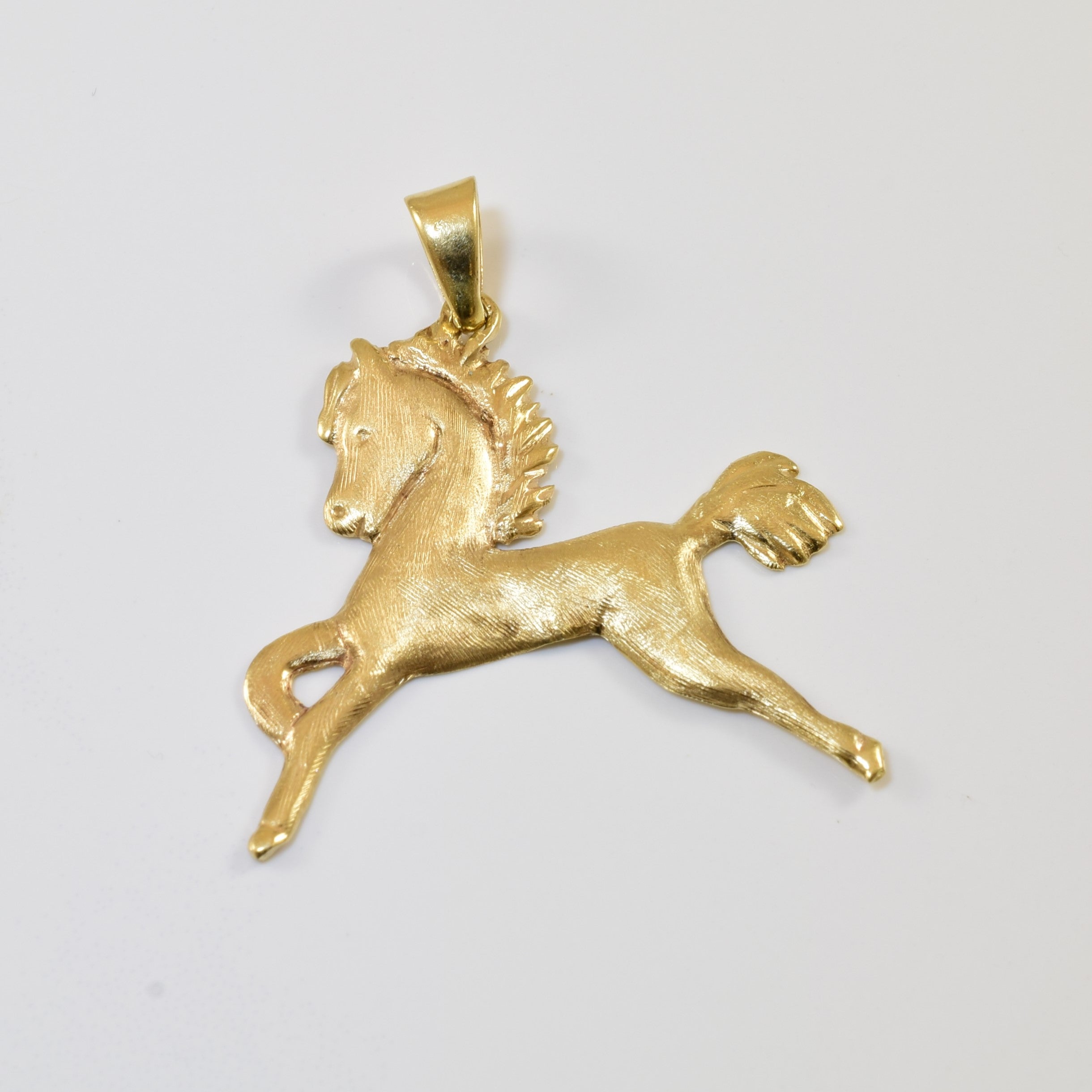 Galloping Horse Pendant |