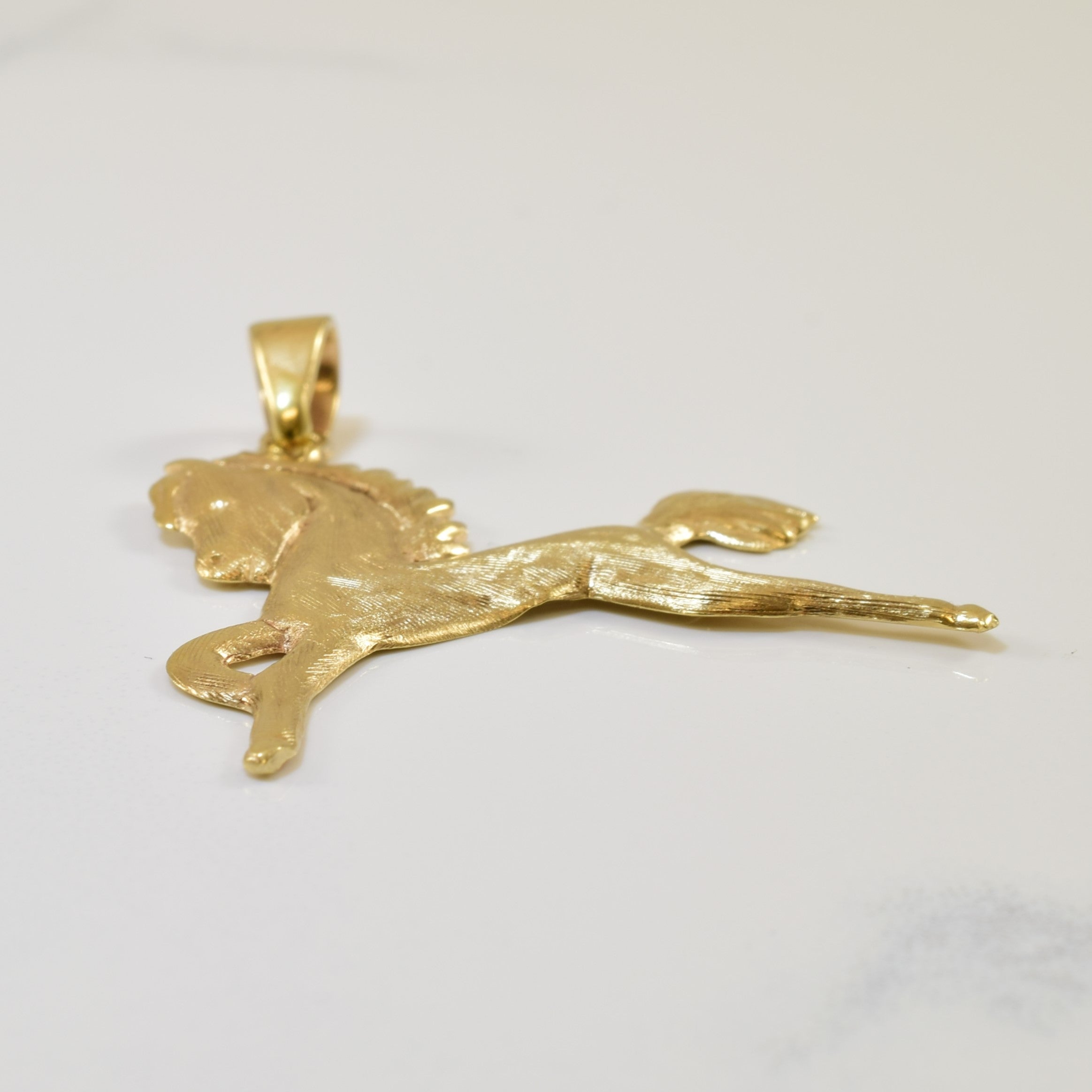 Galloping Horse Pendant |