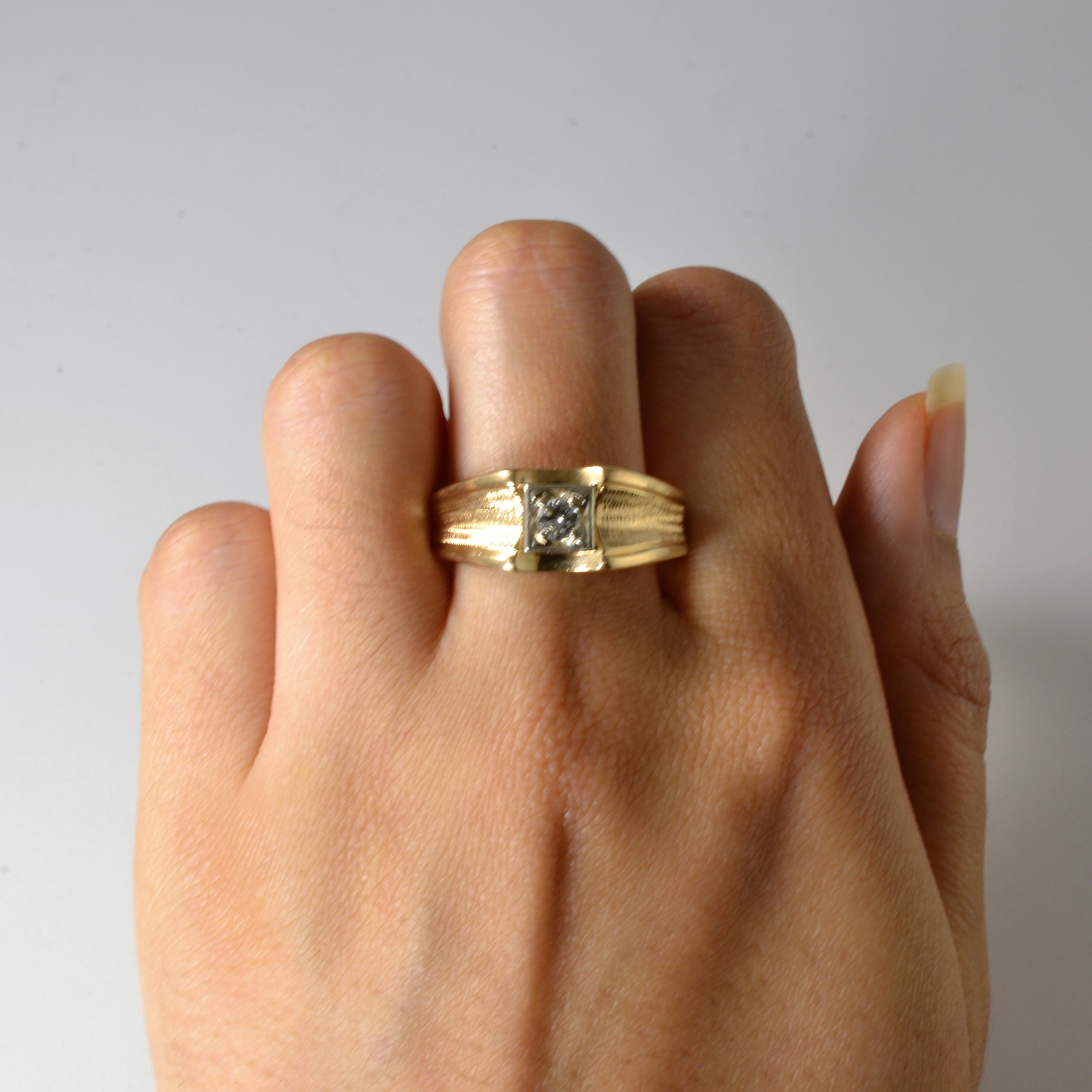 Concave Diamond Ring | 0.18ct | SZ 11.25 |