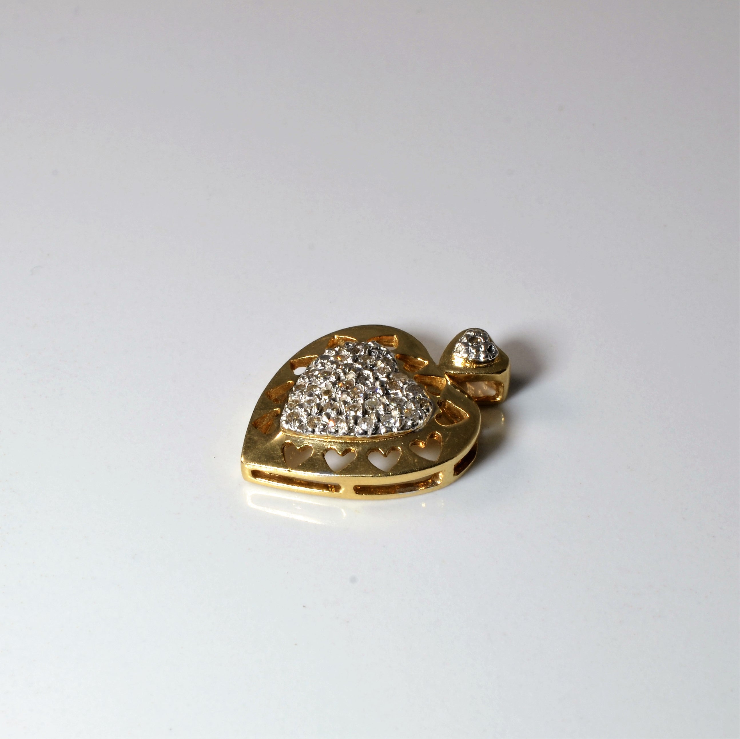 Pave Diamond Heart Pendant | 0.19ctw |