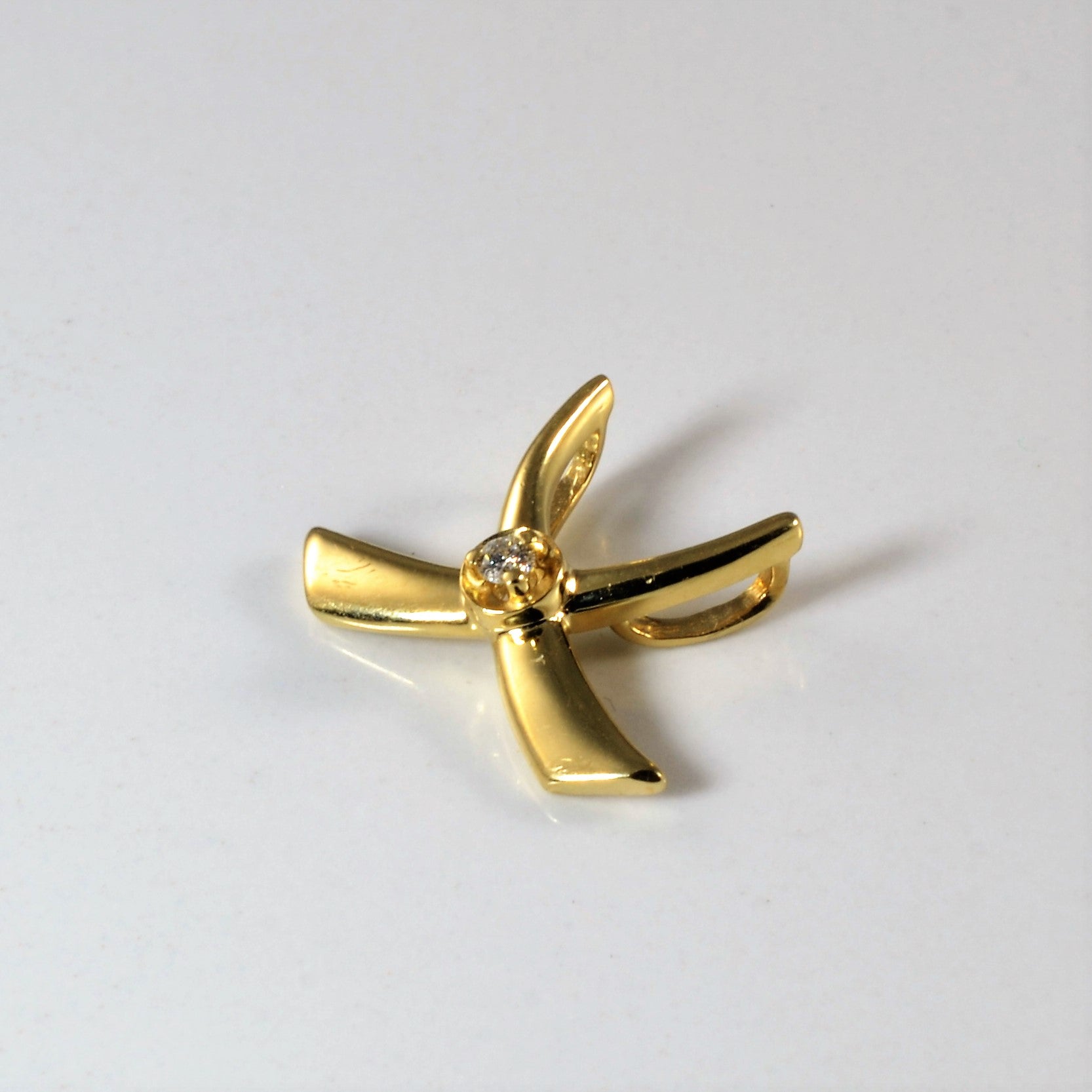 Abstract Diamond Pendant | 0.03ct |