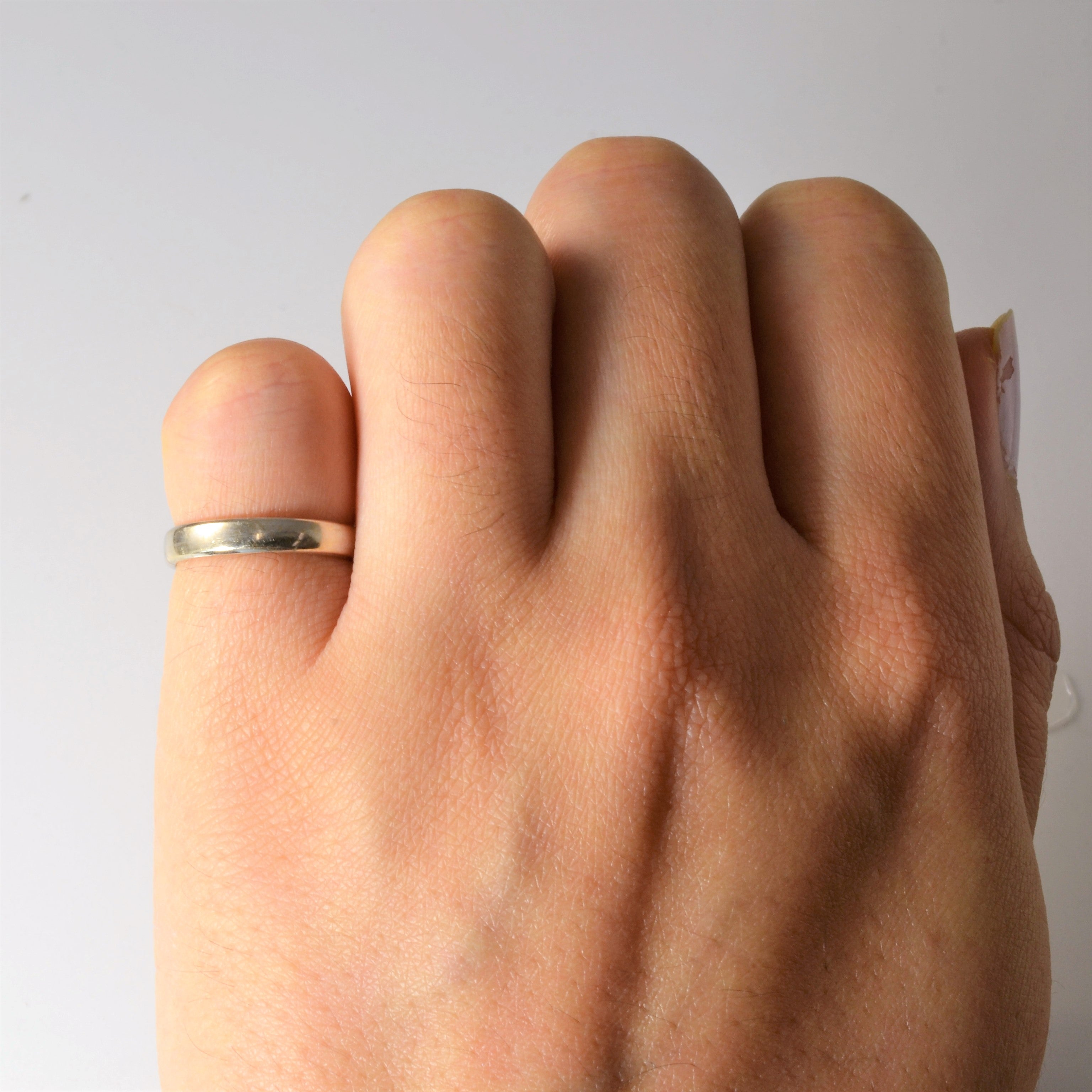 18k White Gold Flat Band | SZ 3 |