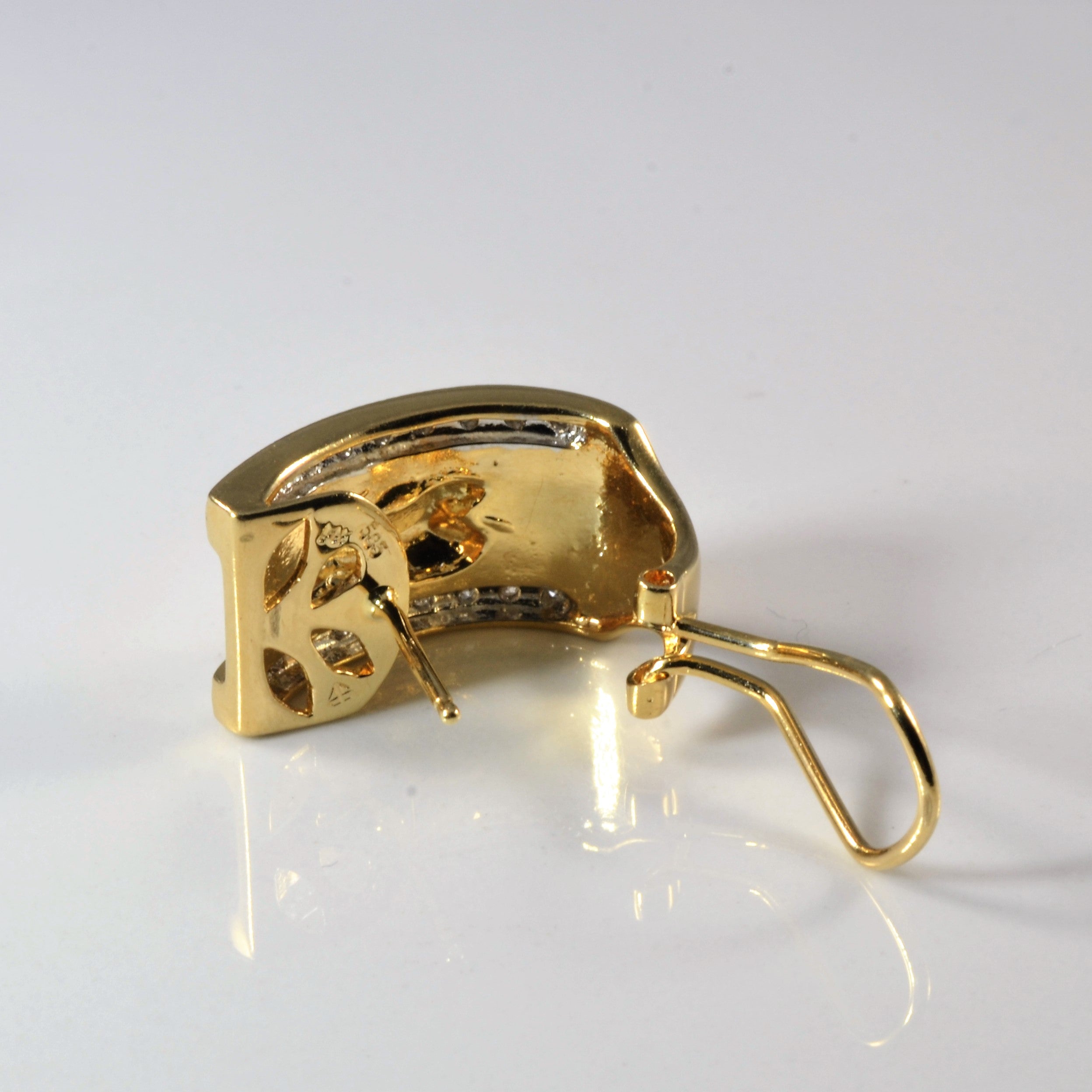 Diamond Jaguar Earrings | 0.18ctw |
