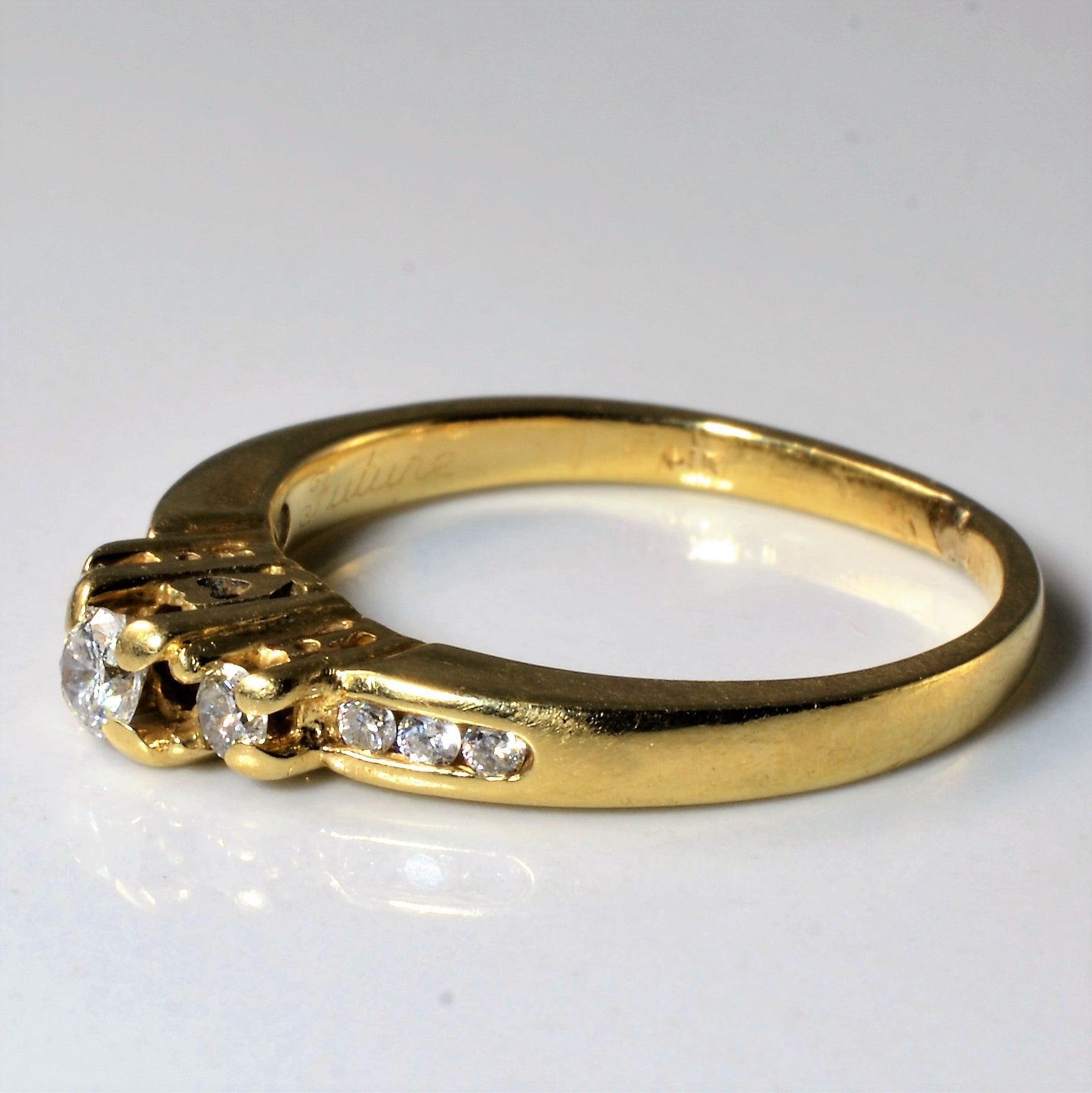 Three Stone Diamond Ring | 0.21ctw | SZ 6.75 |