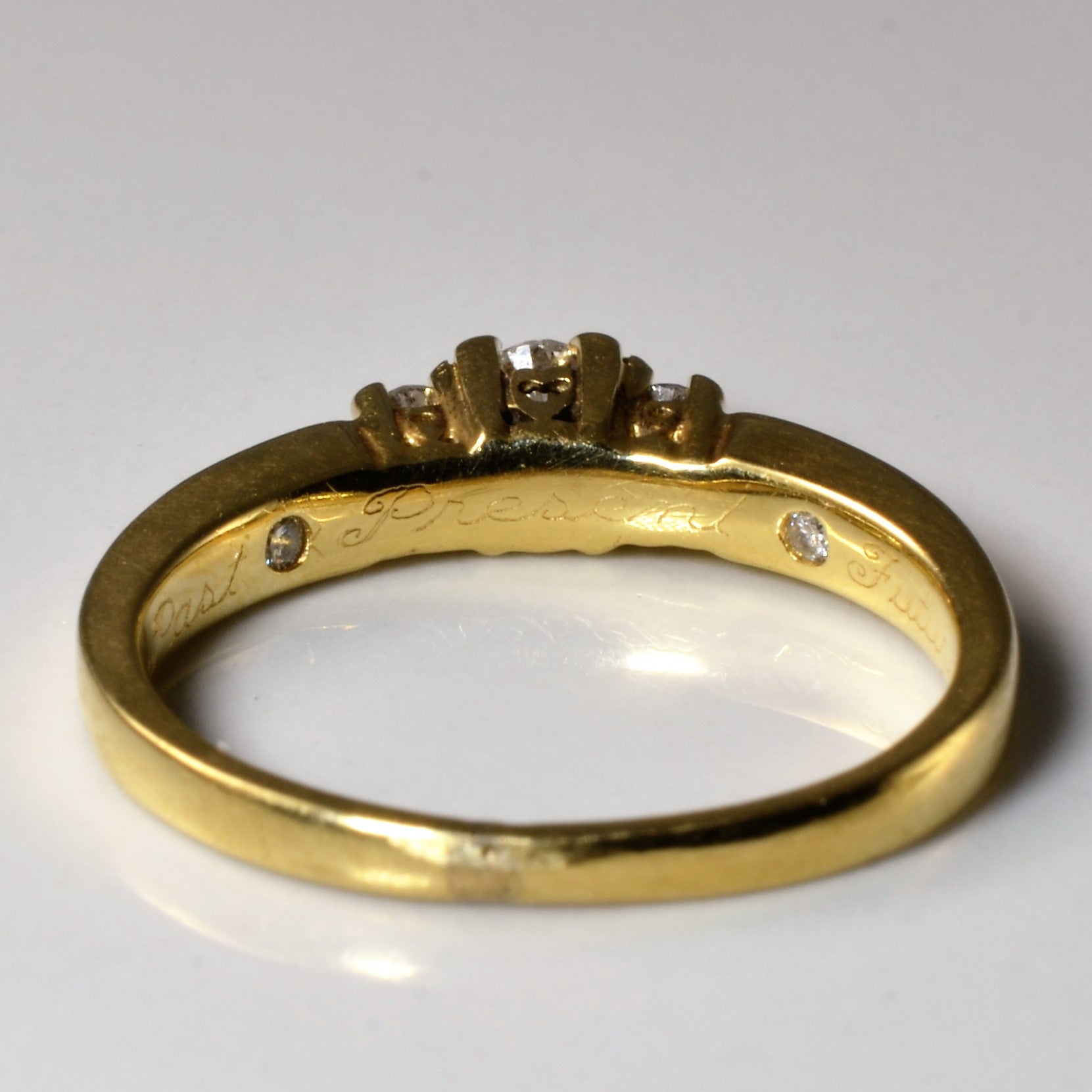 Three Stone Diamond Ring | 0.21ctw | SZ 6.75 |