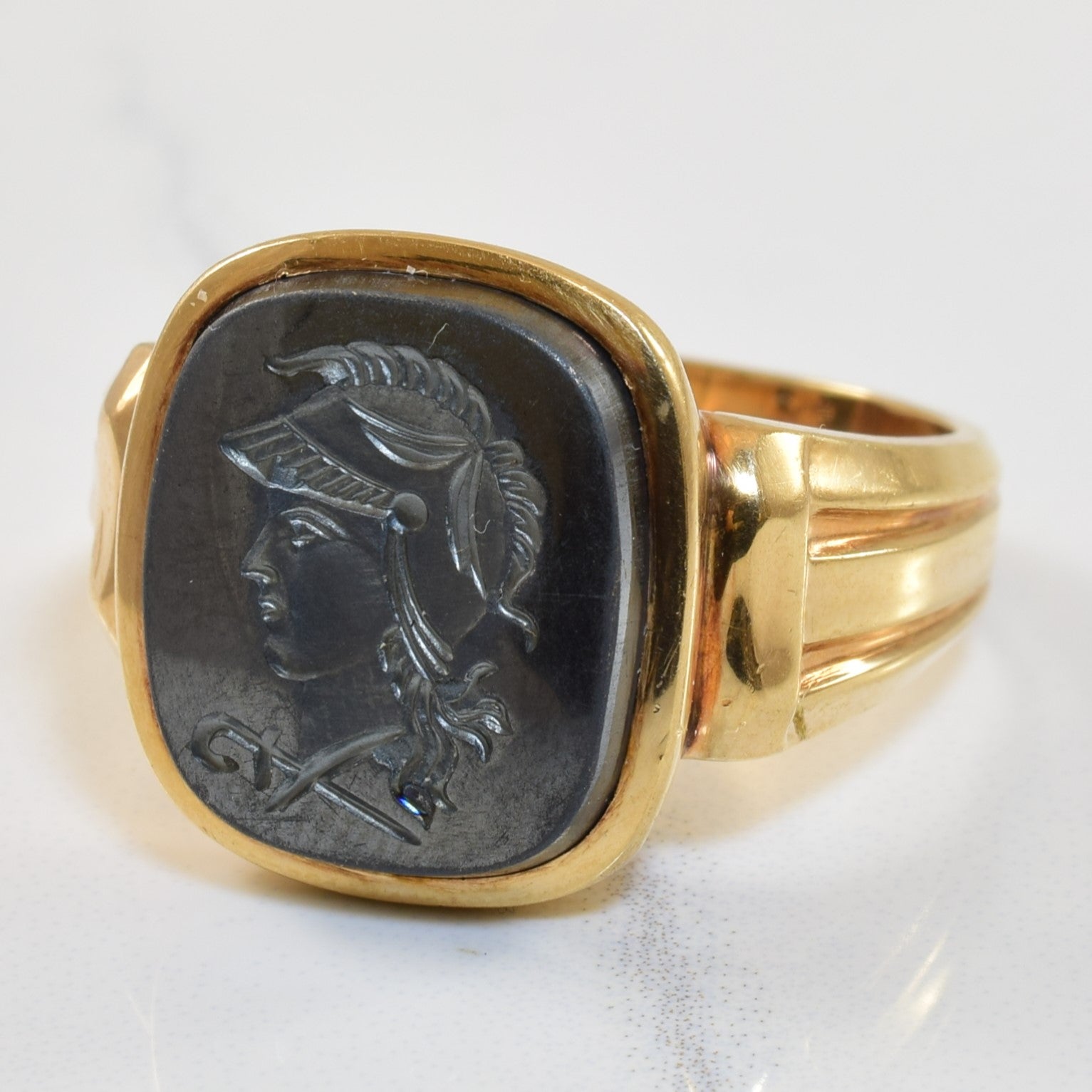 Bague en hématite intaglio | 15,00 ct | Taille 11 |