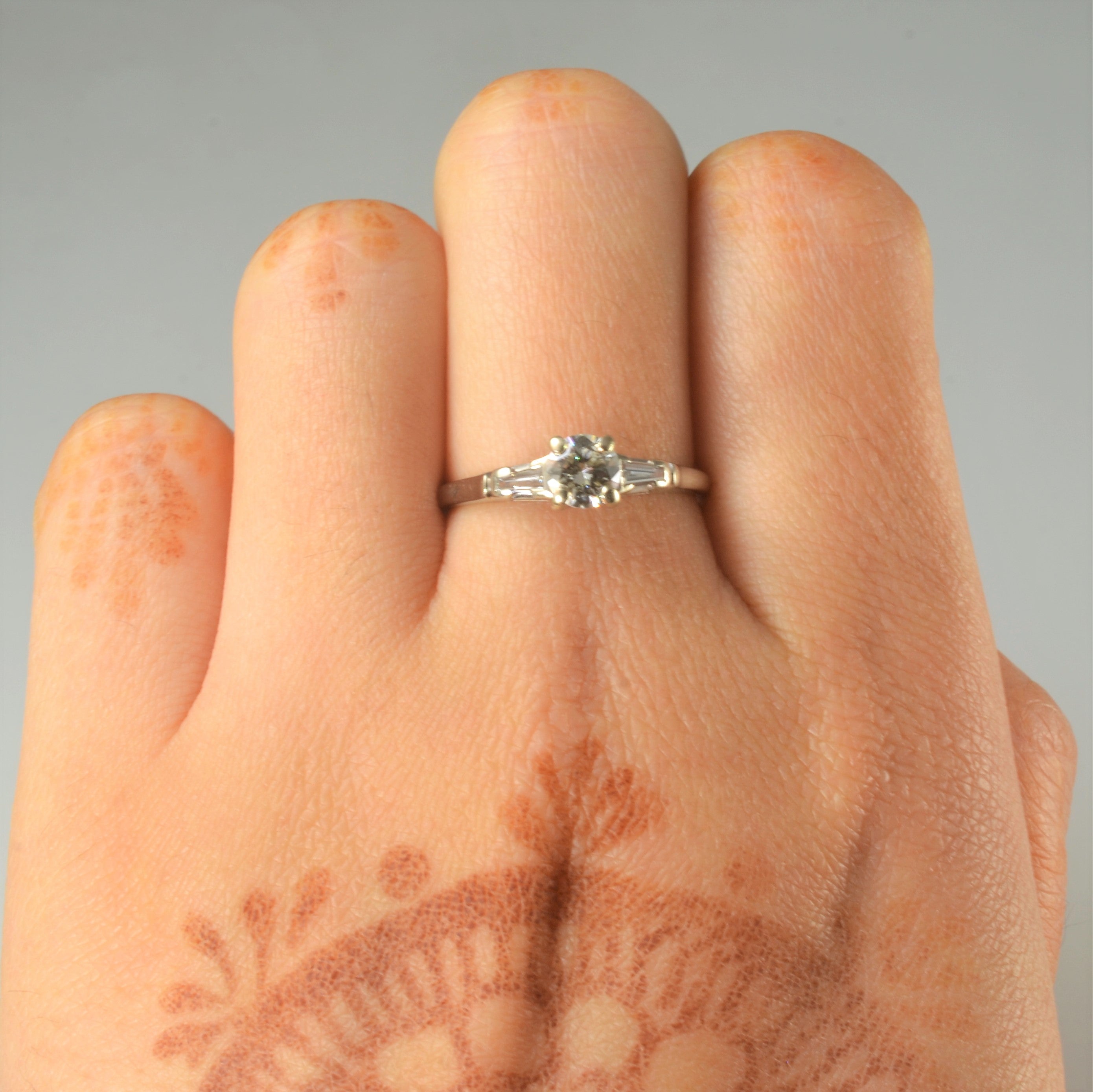 Three Stone Diamond Ring | 0.66ctw | SZ 7 |