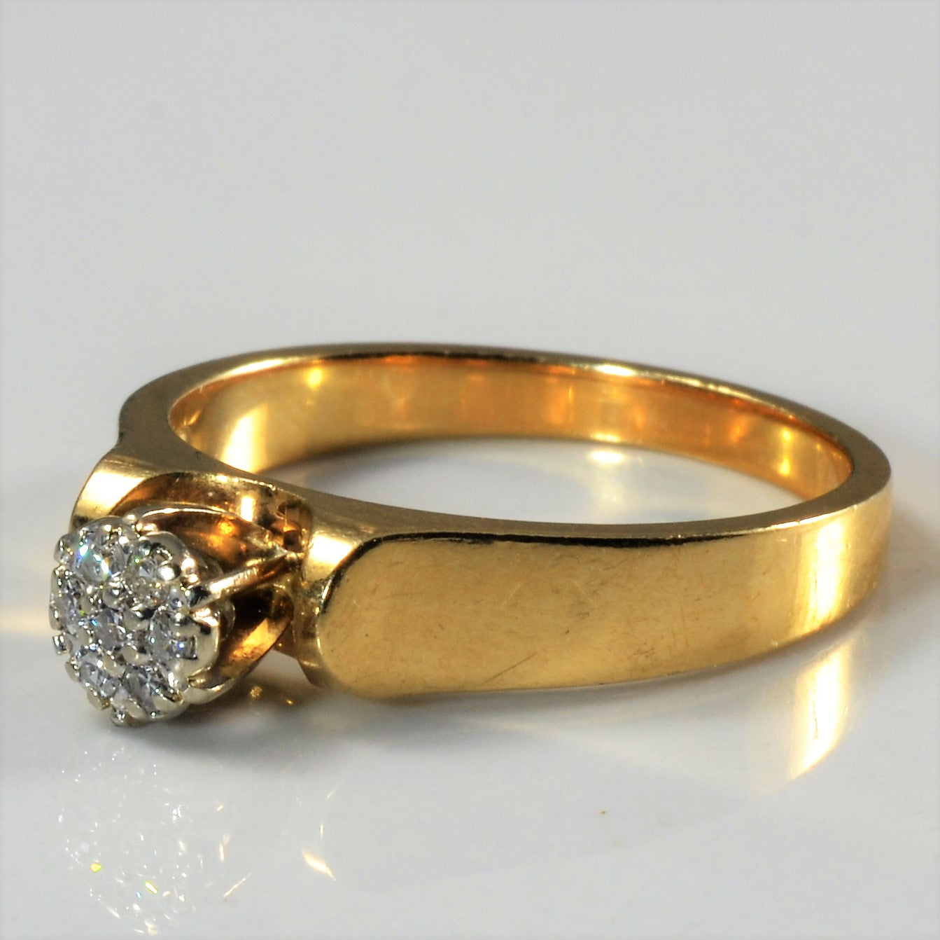 Diamond Cluster Gold Ring | 0.07ctw | SZ 6.5 |