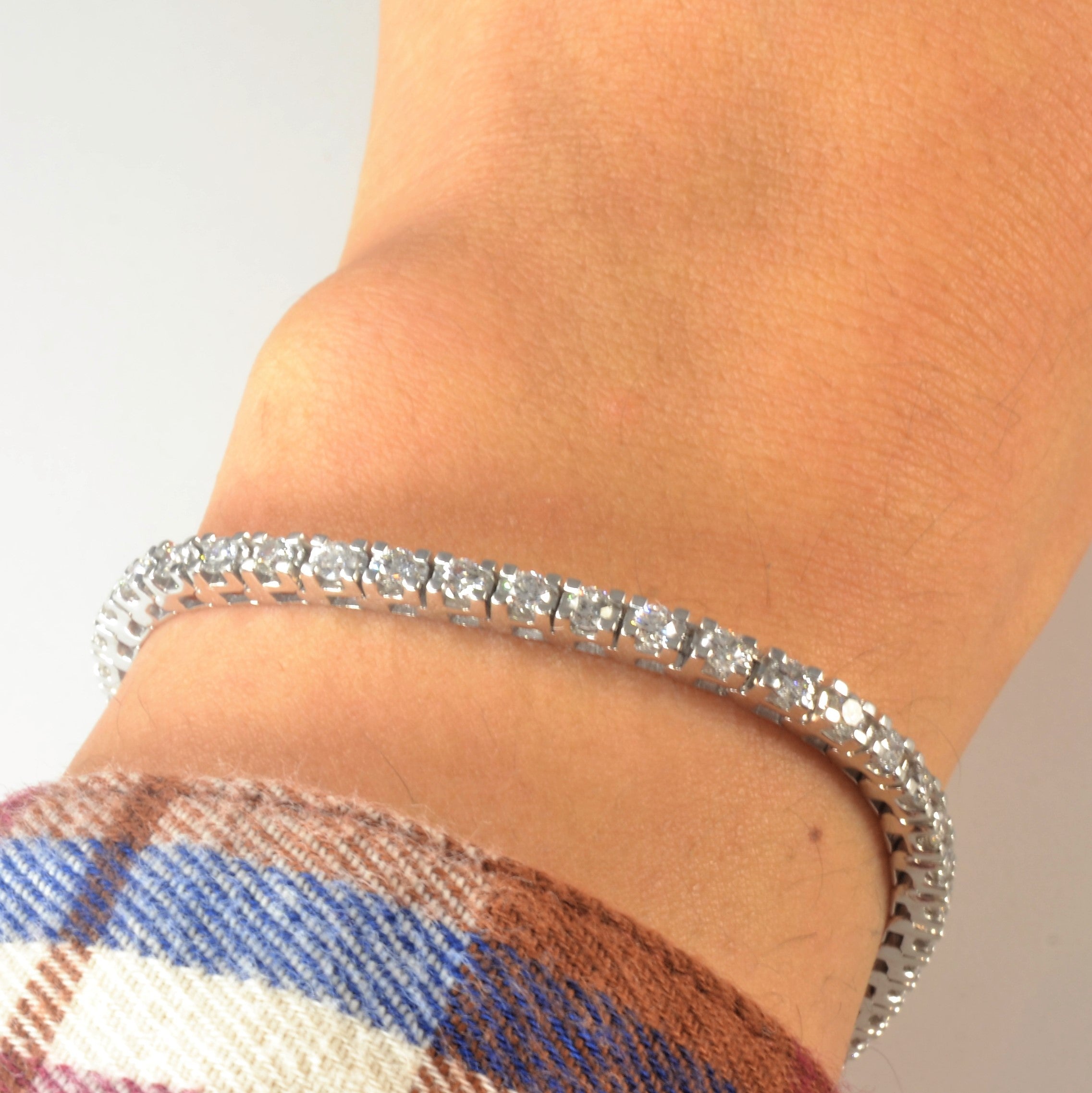 Bracelet de tennis en diamants | 2,55 ct | 17,8 cm |
