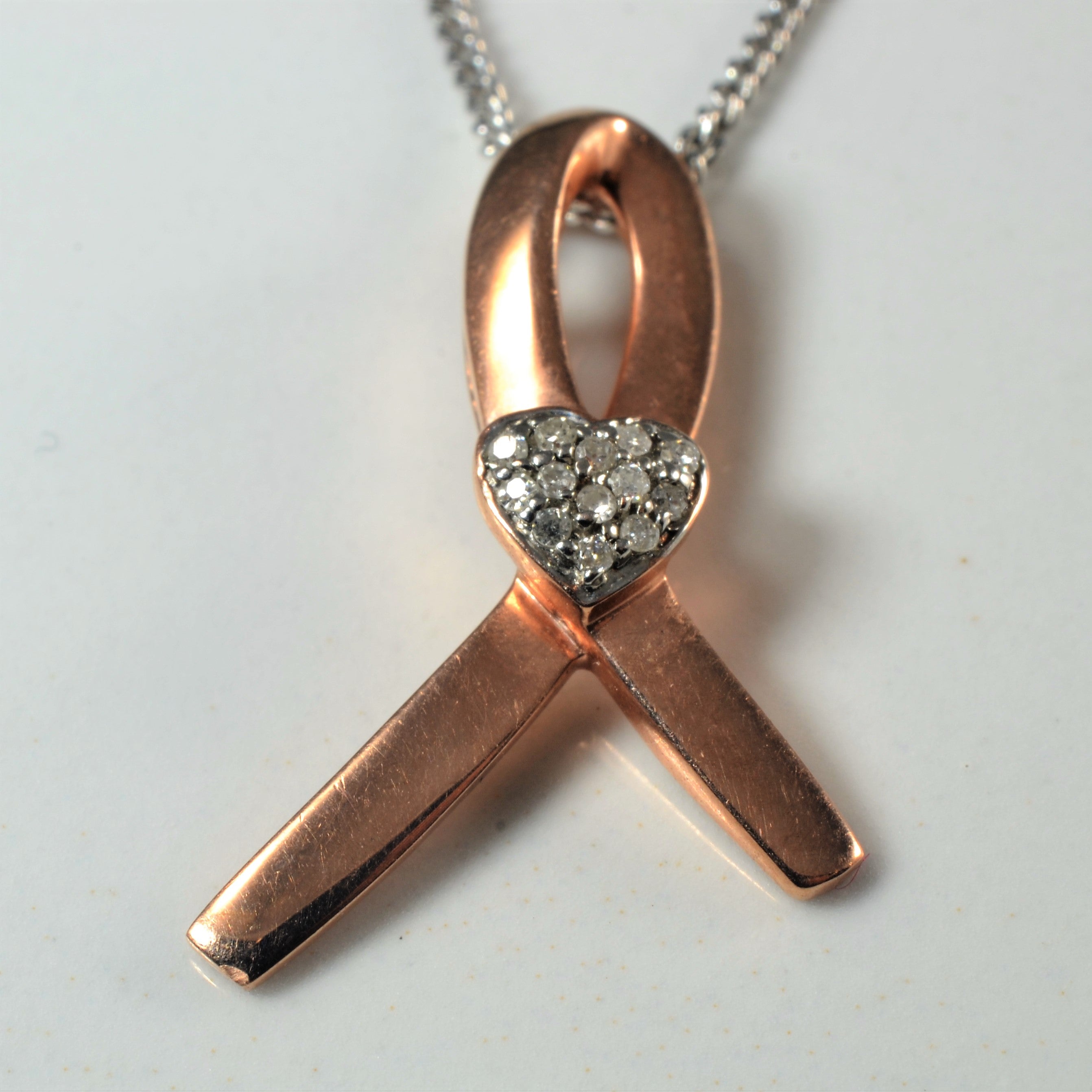 Diamond Cluster Ribbon Necklace | 0.07ctw | 16" |