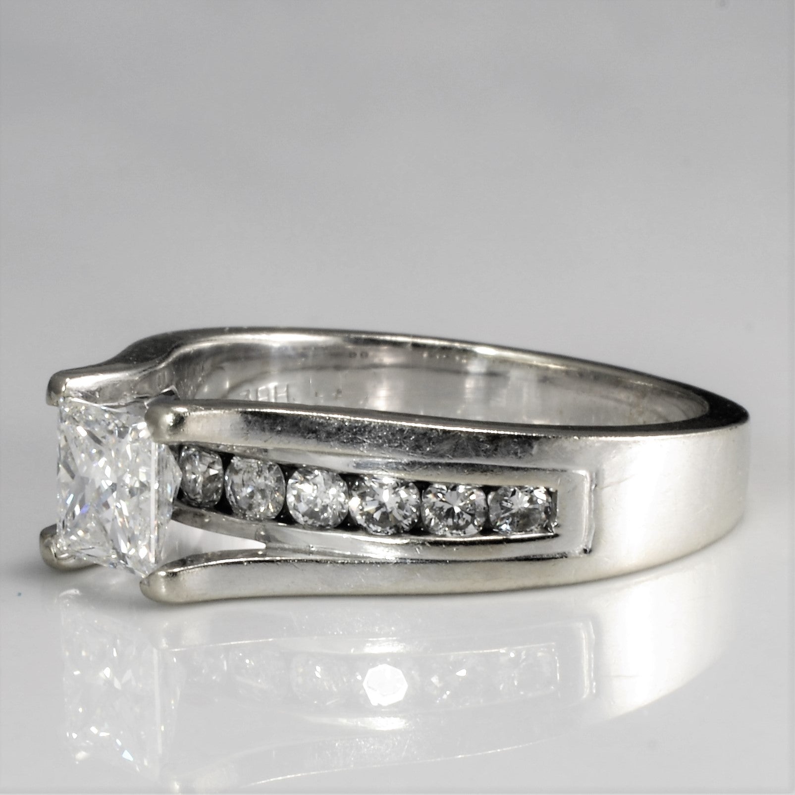 Semi Eternity Band Engagement Ring | 0.97 ctw | I1, F | SZ 6.5 |