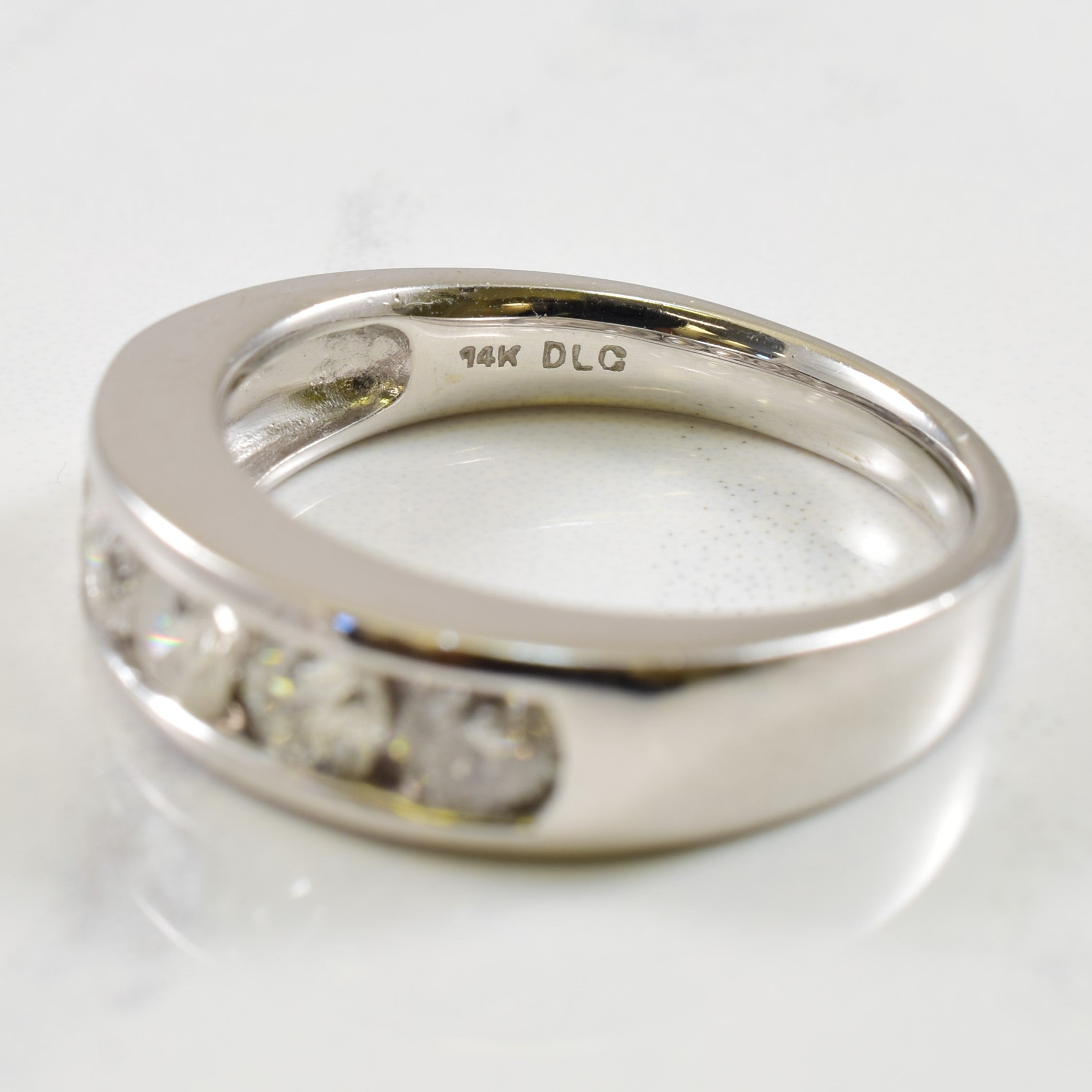 Channel Set Diamond Ring | 0.90ctw | SZ 7 |