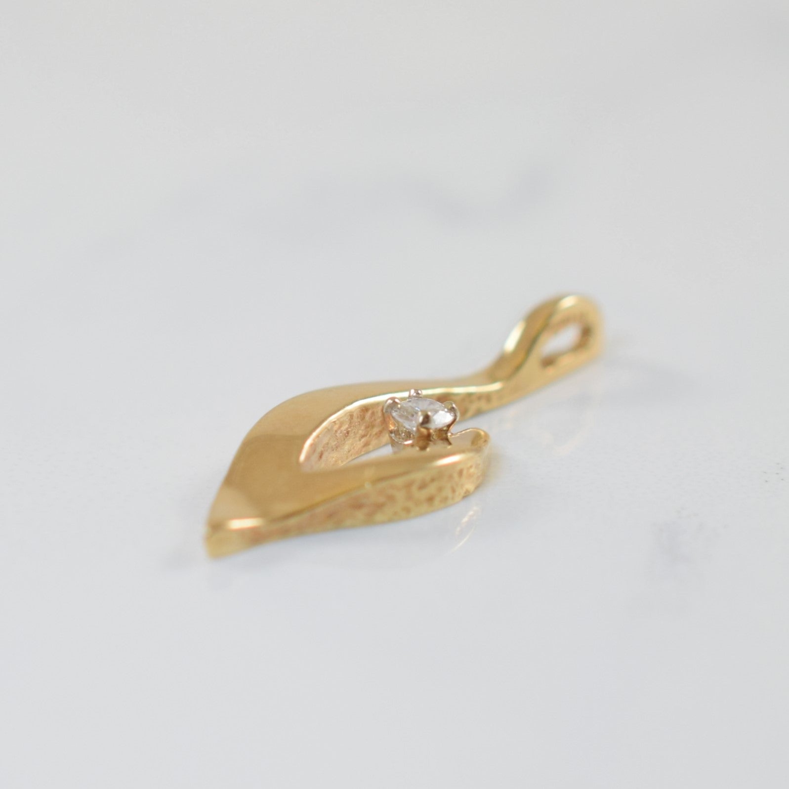 Solitaire Diamond Pendant | 0.04ct |