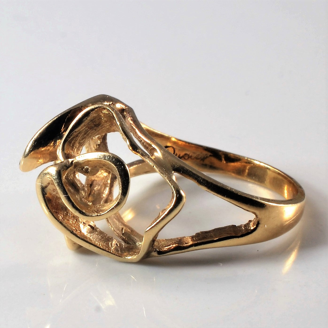 Abstract Yellow Gold Ring | SZ 6 |