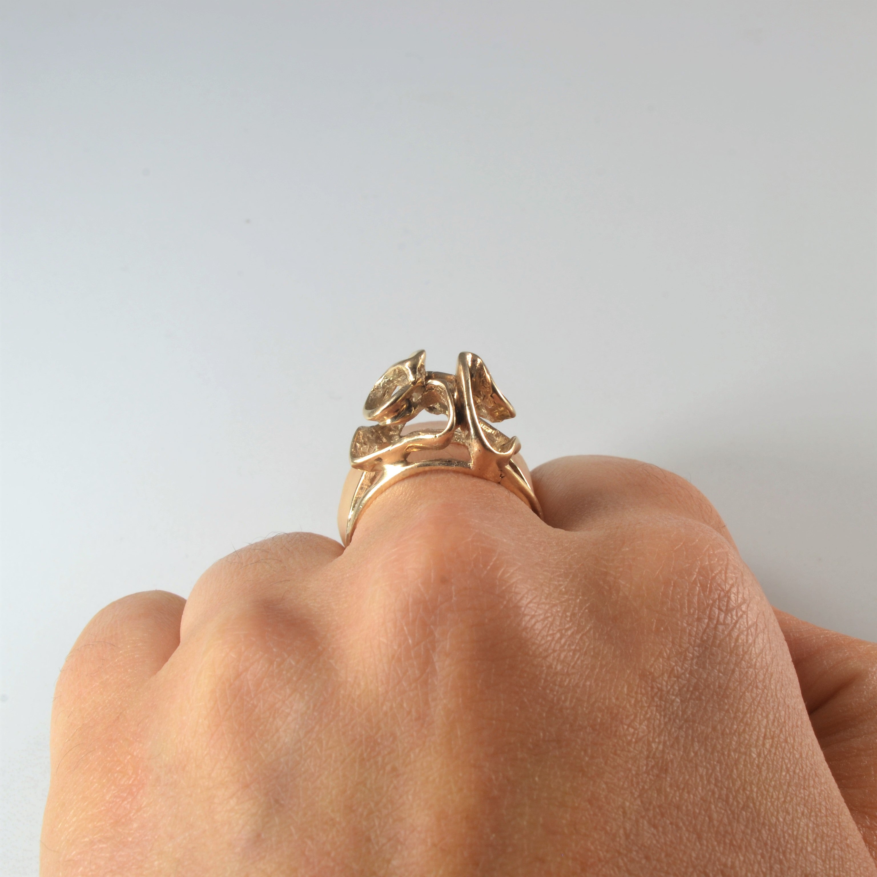 Abstract Yellow Gold Ring | SZ 6 |