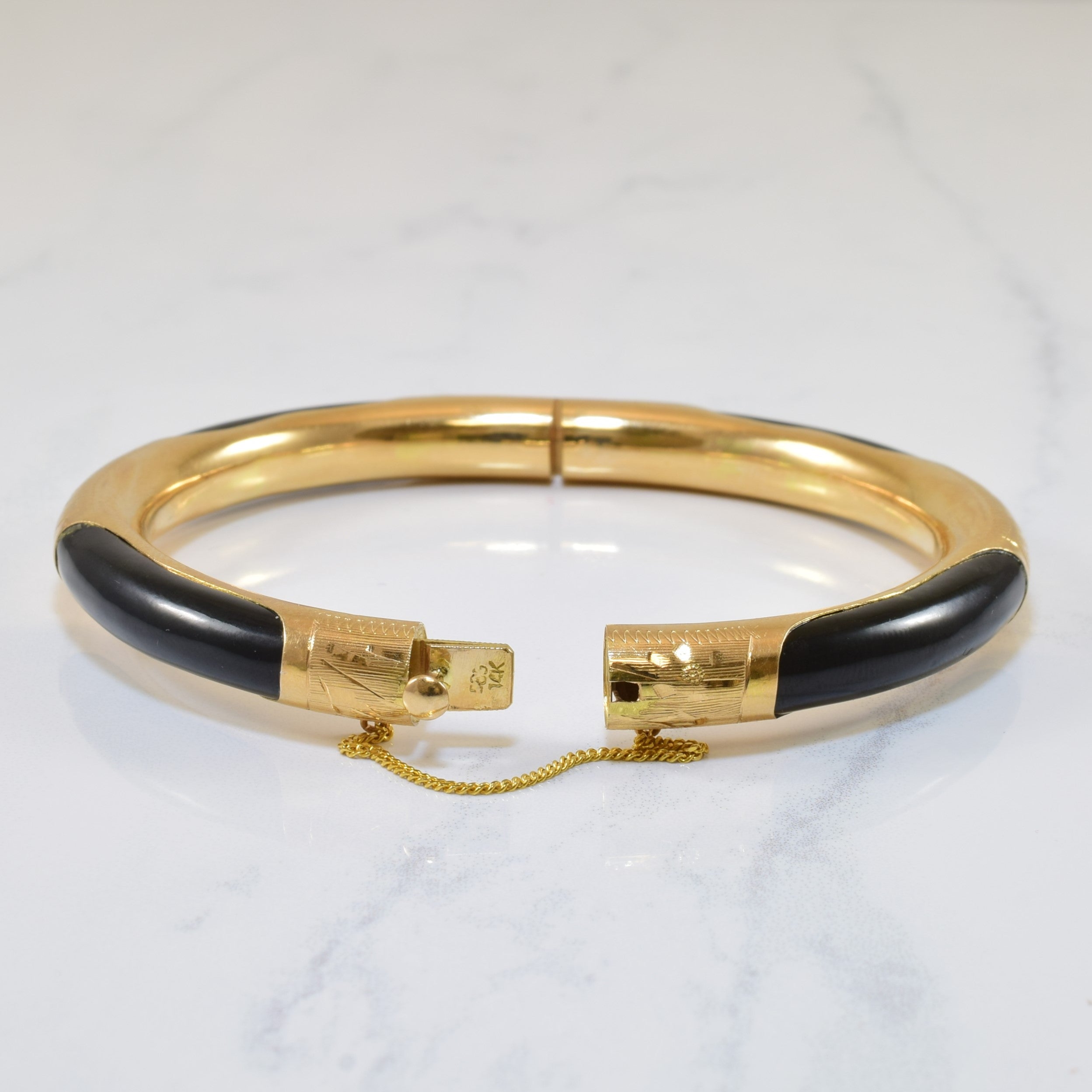 Nephrite Jade Bangle | 88.00ctw | 9" |