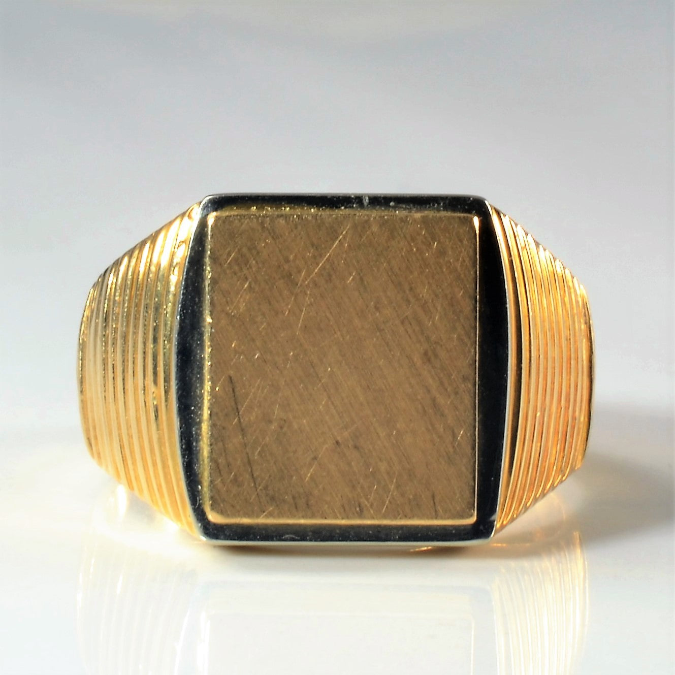 Yellow Gold Signet Ring | SZ 9.5 |