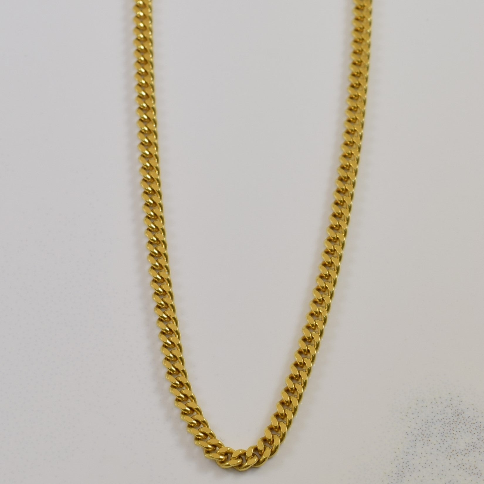 18k Yellow Gold Curb Chain 22