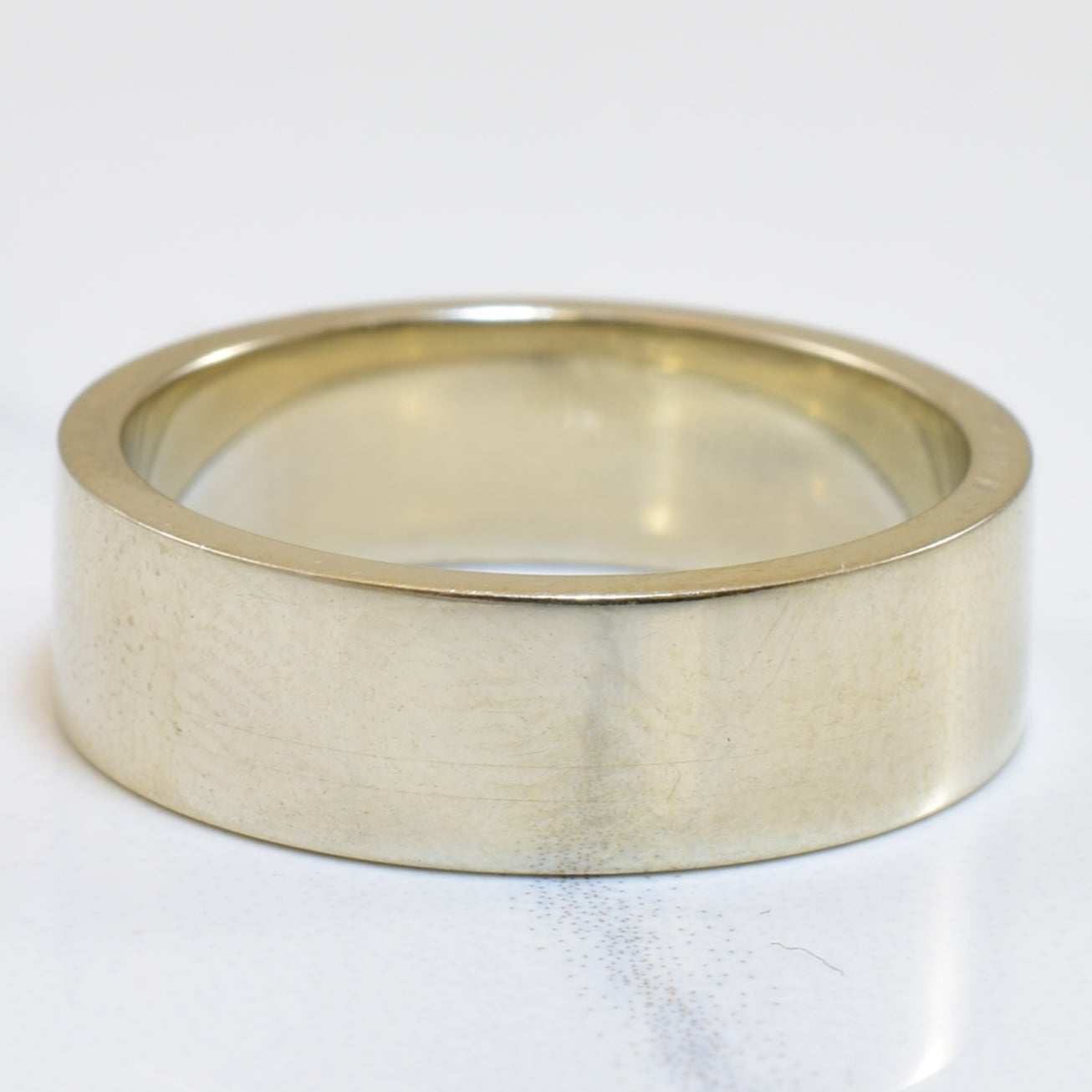 Plain 10k White Gold Band | SZ 7 |