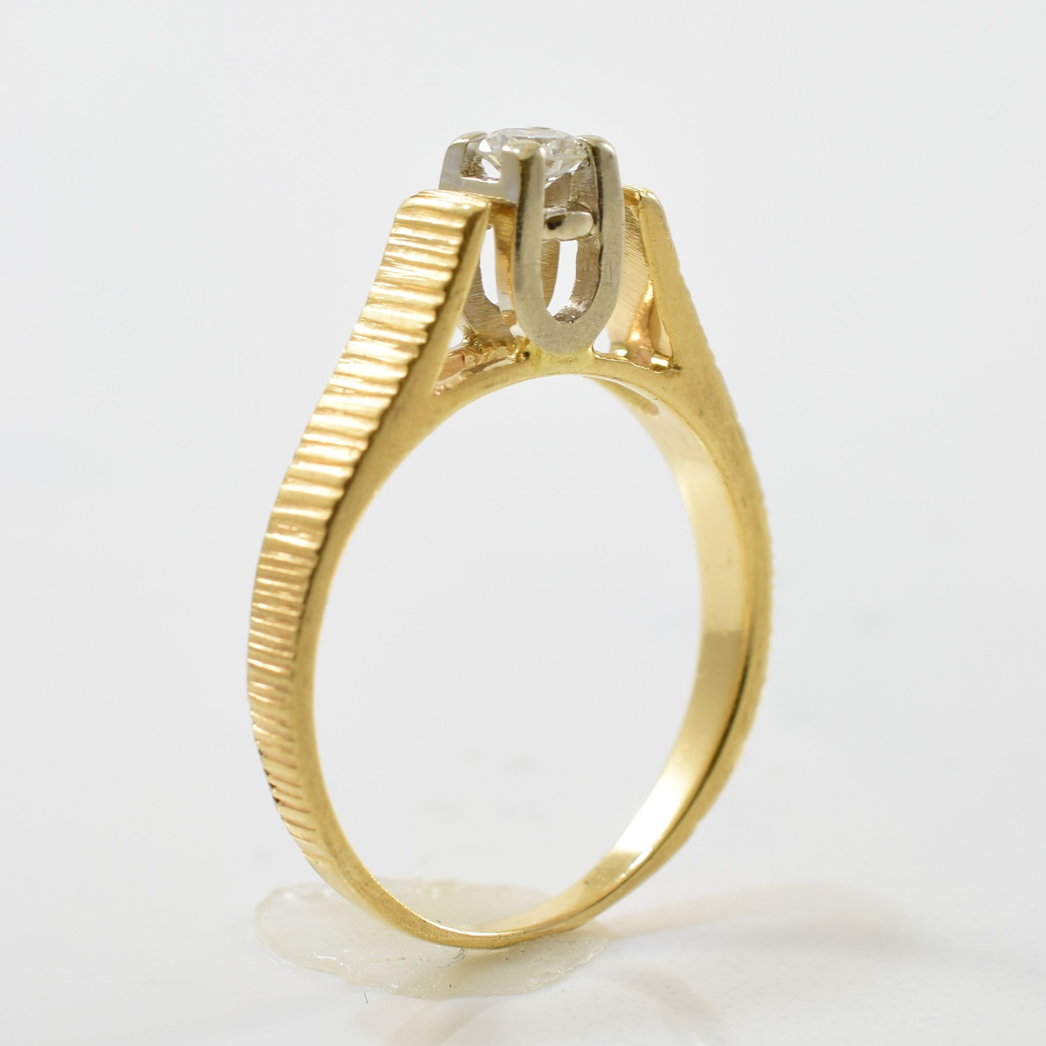 Bague solitaire diamant à anneau texturé | 0,12 ct | Taille 5,5 |