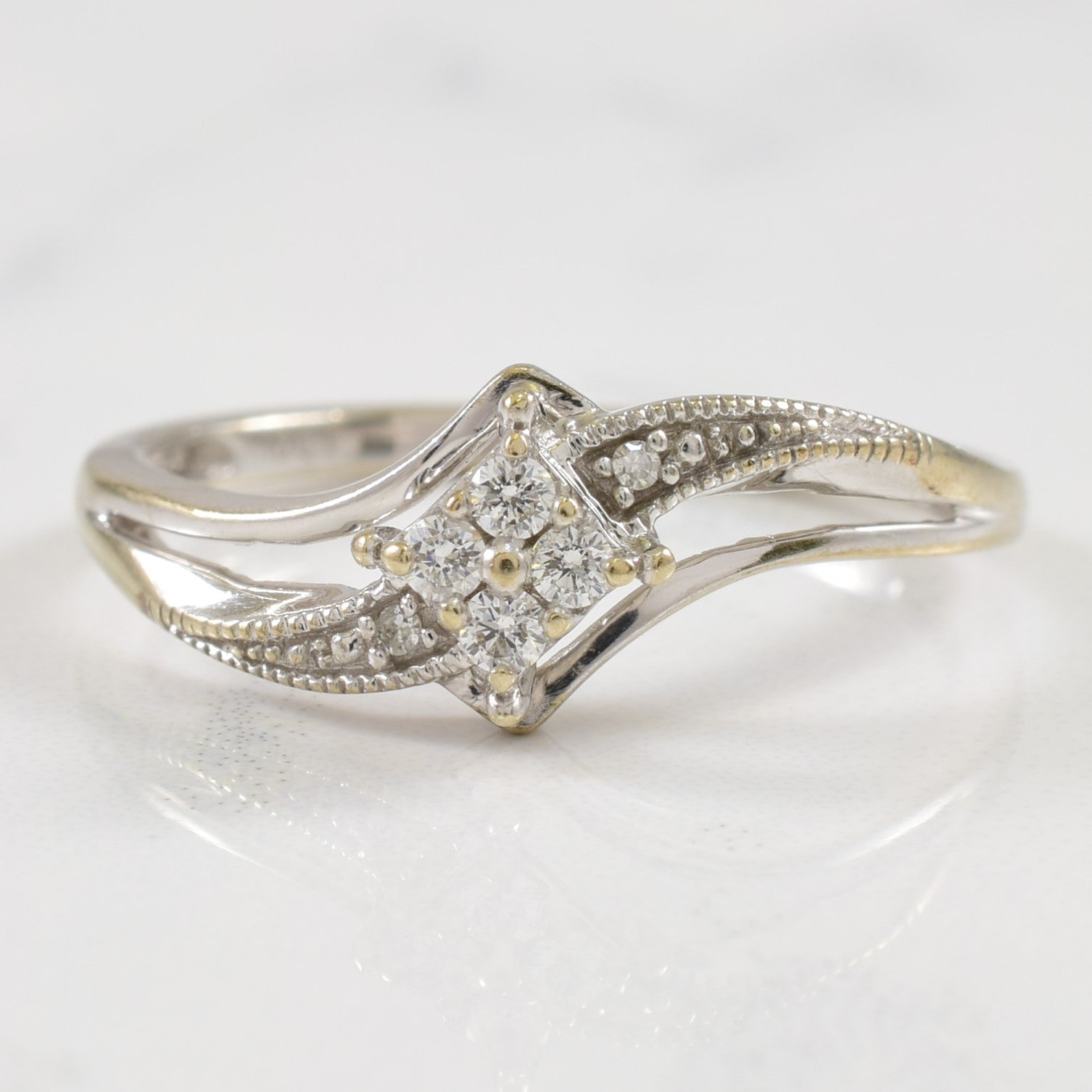 Bague à anneau fendu sertie de diamants | 0,07 ct | Taille 7,5 |