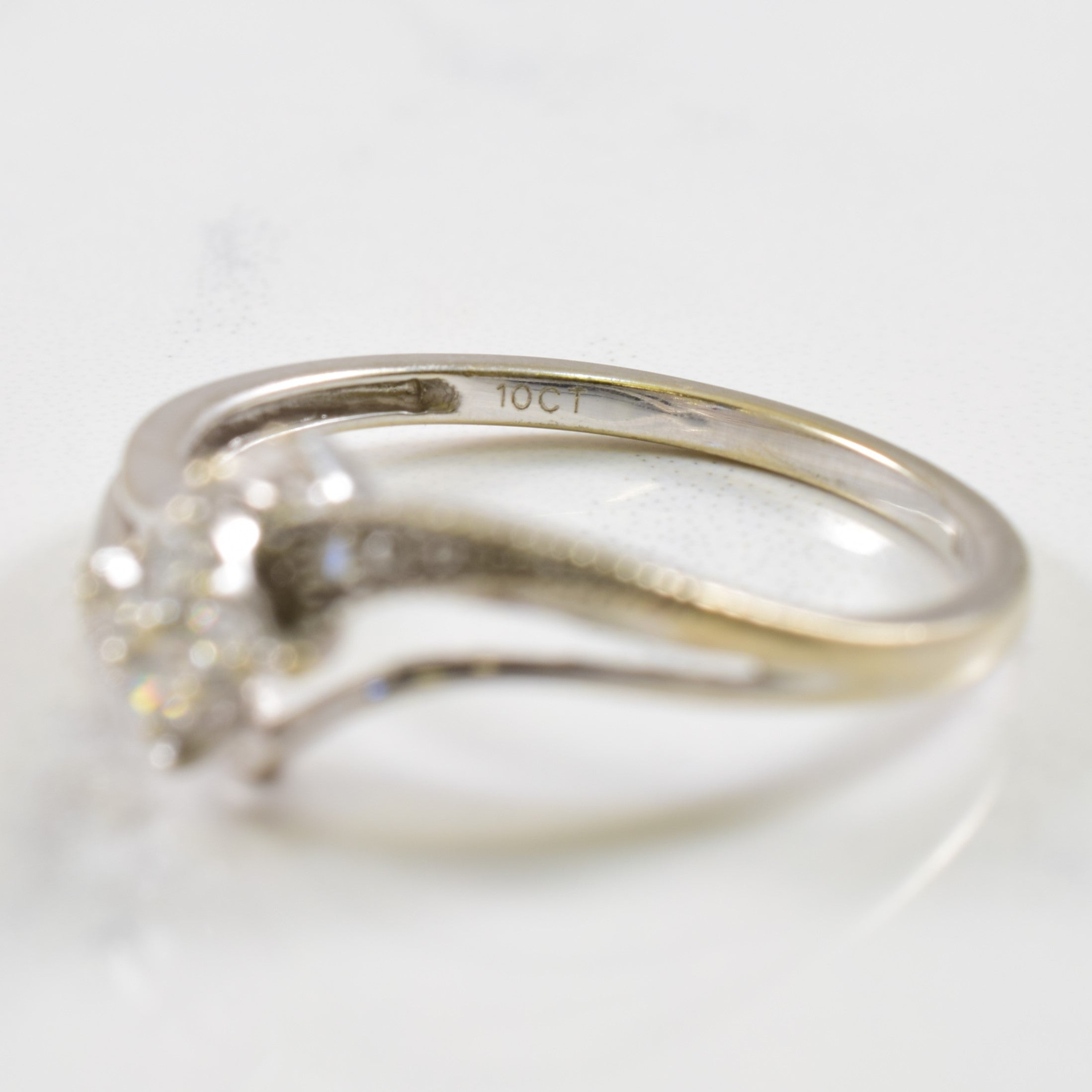 Bague à anneau fendu sertie de diamants | 0,07 ct | Taille 7,5 |