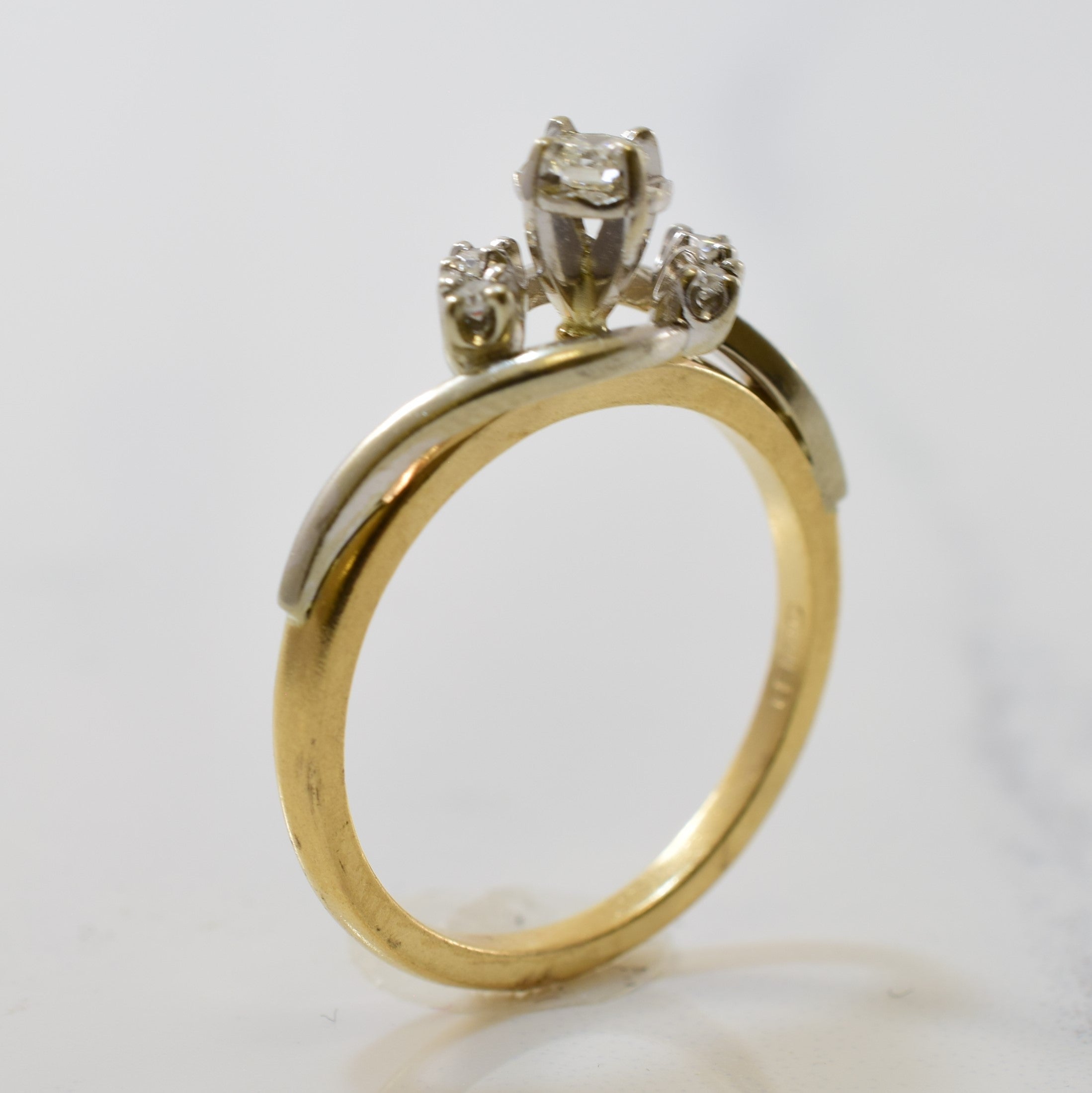 Five Stone Diamond Bypass Engagement Ring | 0.16ctw | SZ 6 |