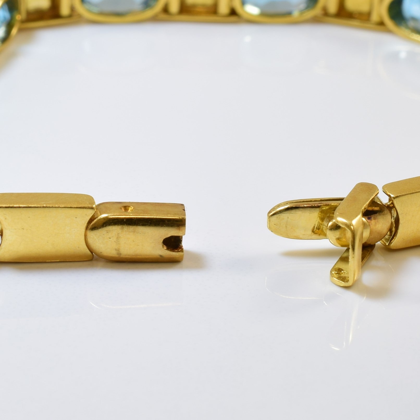 Tension Set Blue Topaz Bracelet | 14.00ctw | 7.75" |