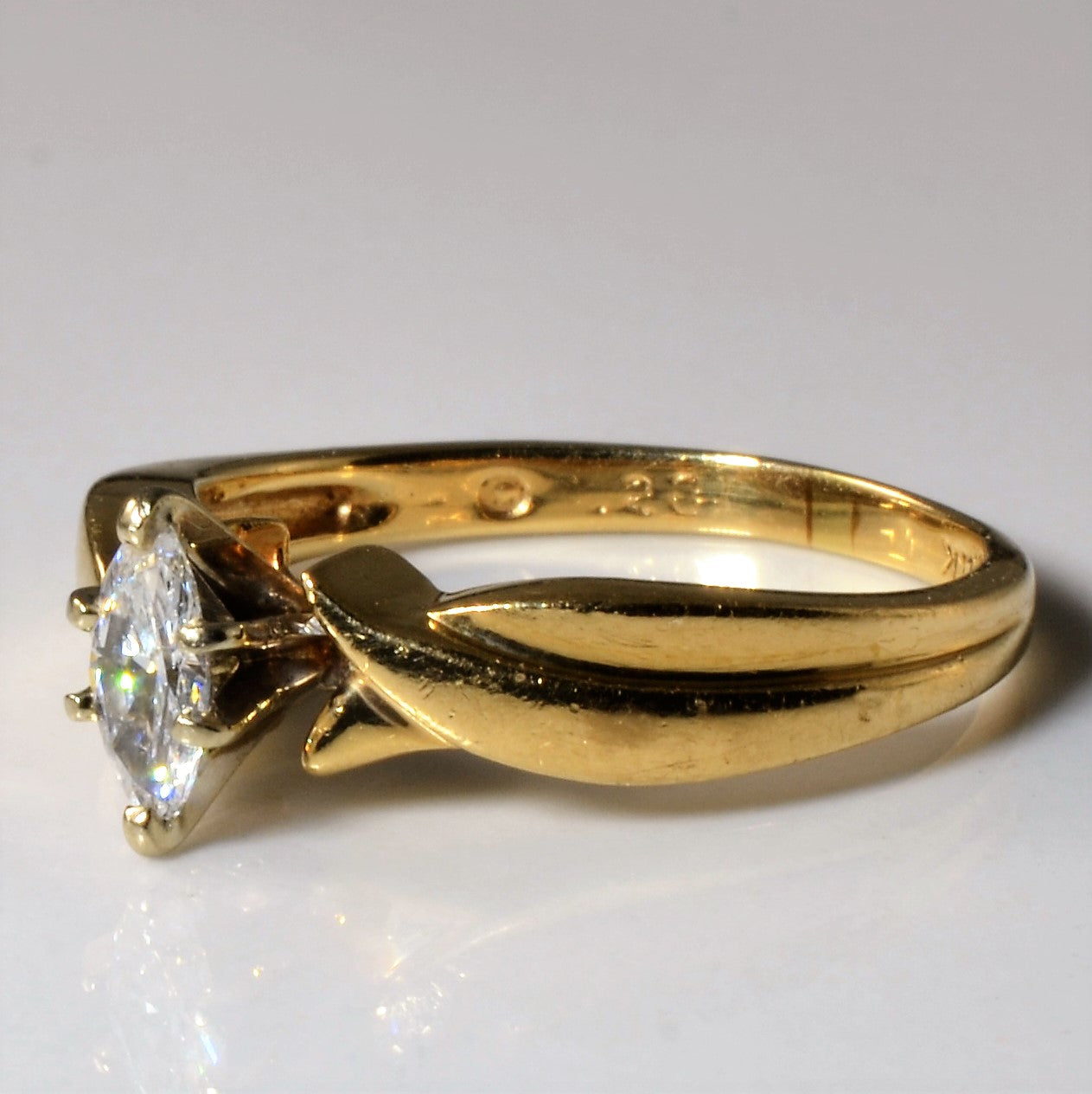 Twisted Taper Marquise Solitaire Ring | 0.28ct | SZ 6.75 |
