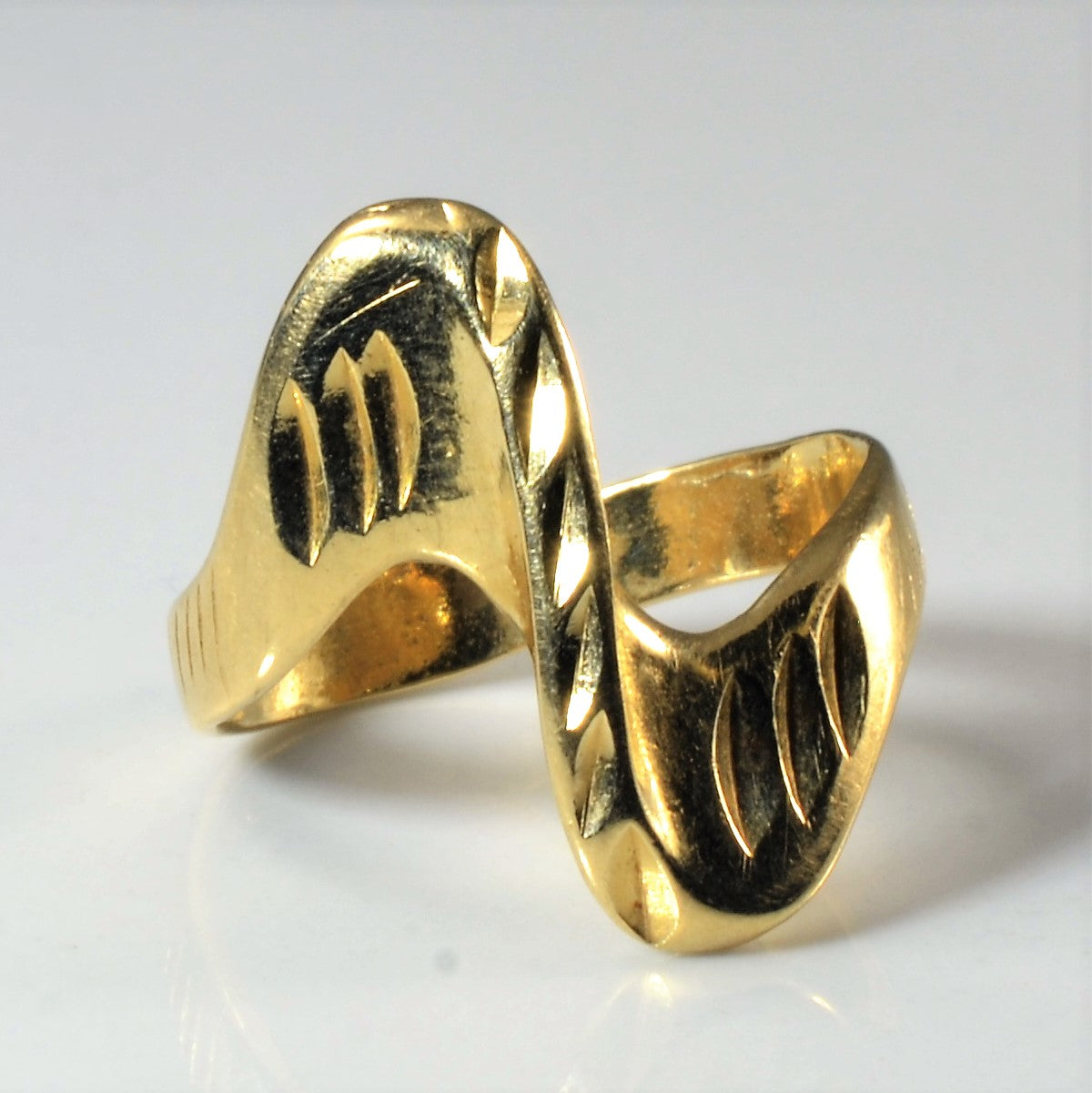 Bague de contournement en or 14 carats | Taille 4 |
