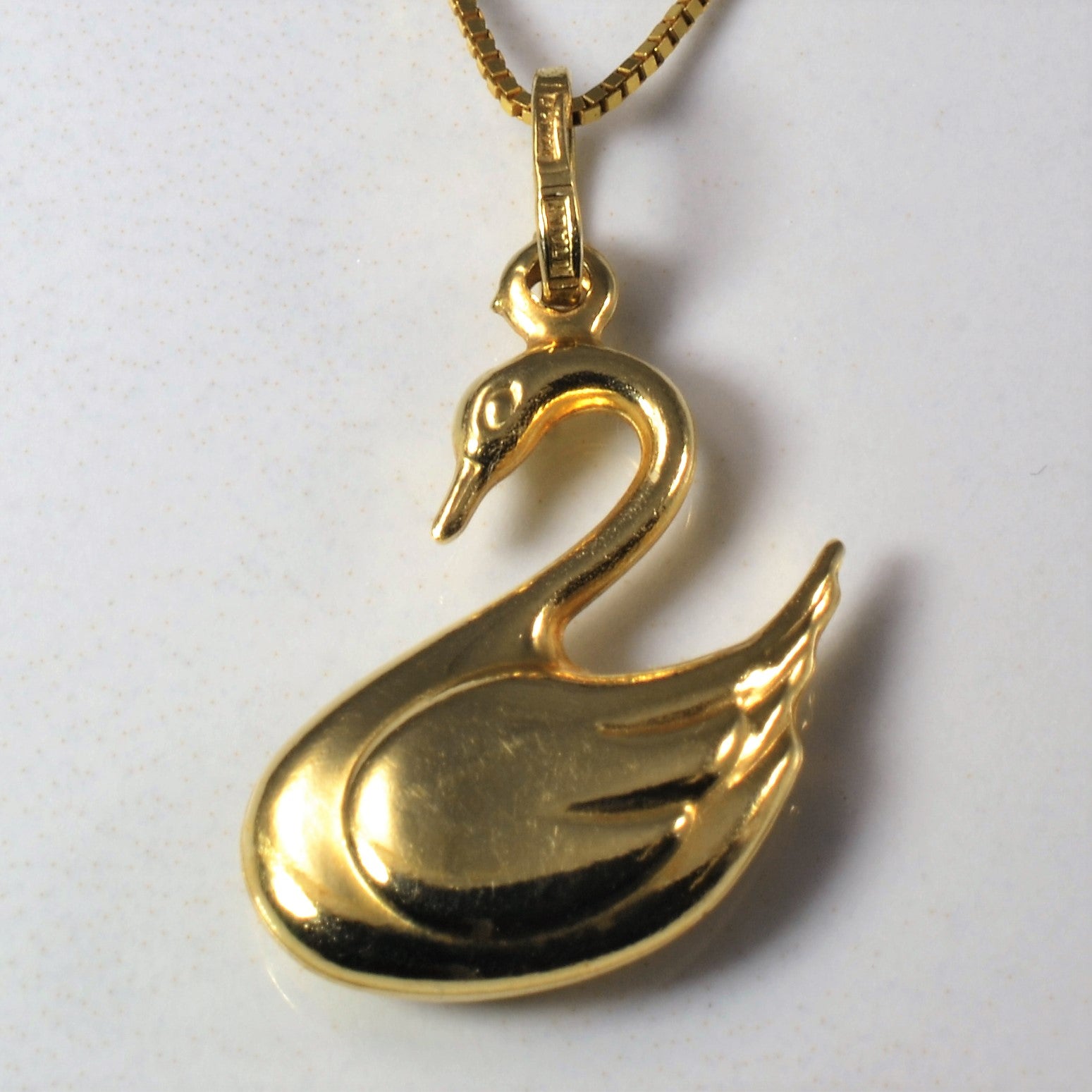 Yellow Gold Swan Pendant Necklace | 18"|