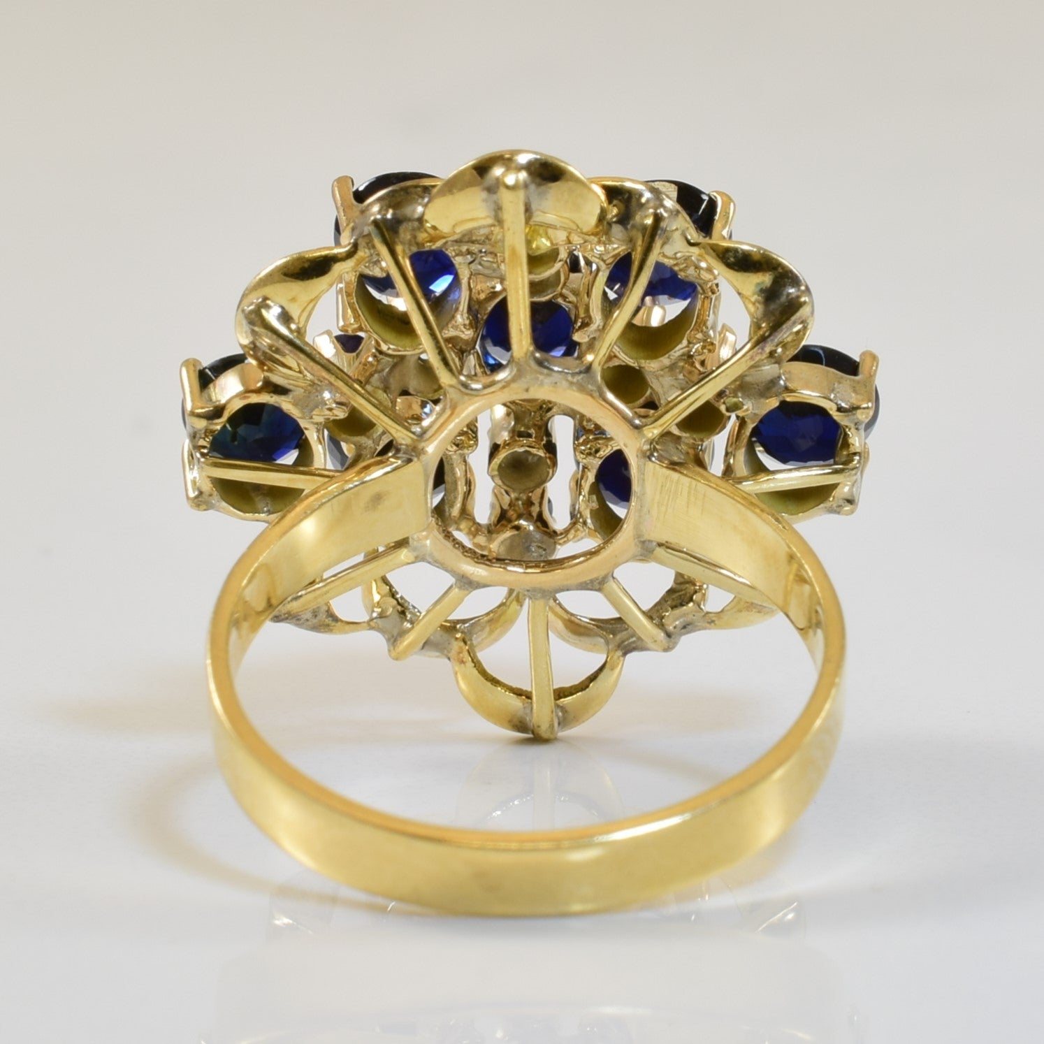 Blue Sapphire Burst Cocktail Ring | 3.50ctw | SZ 6.75 |