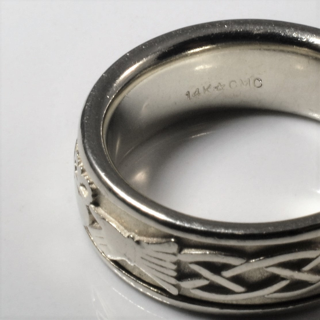 White Gold Claddagh Band | SZ 8.75 |
