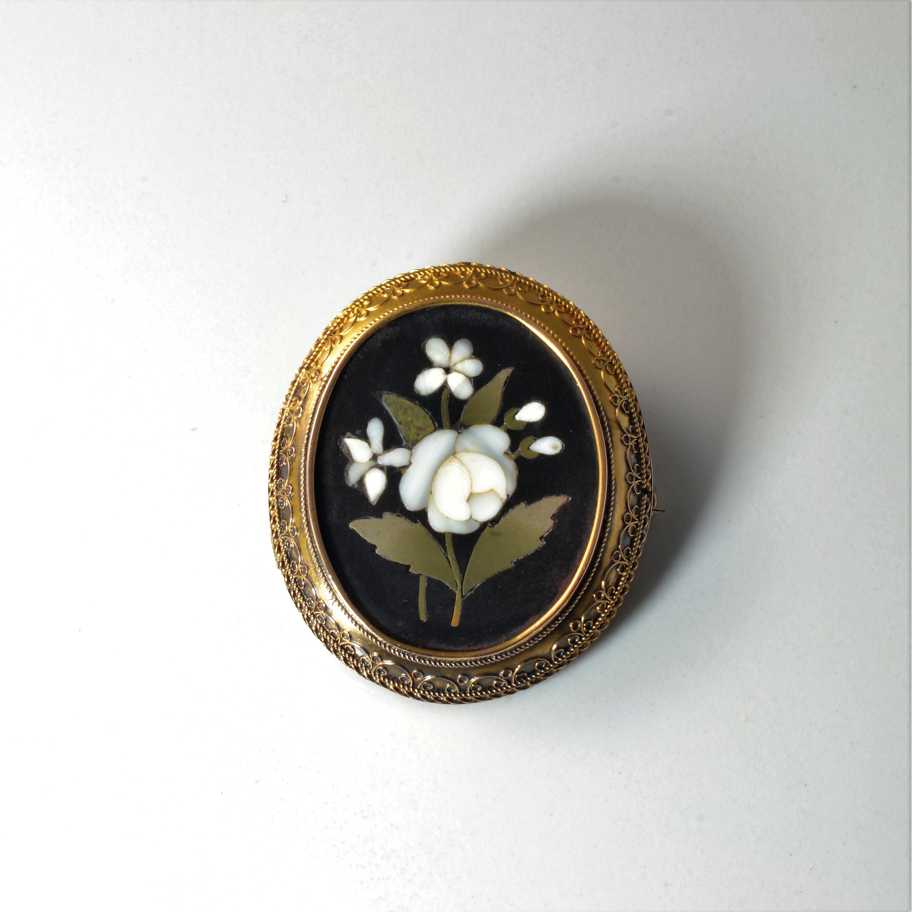 Victorian Mourning Era Brooch |