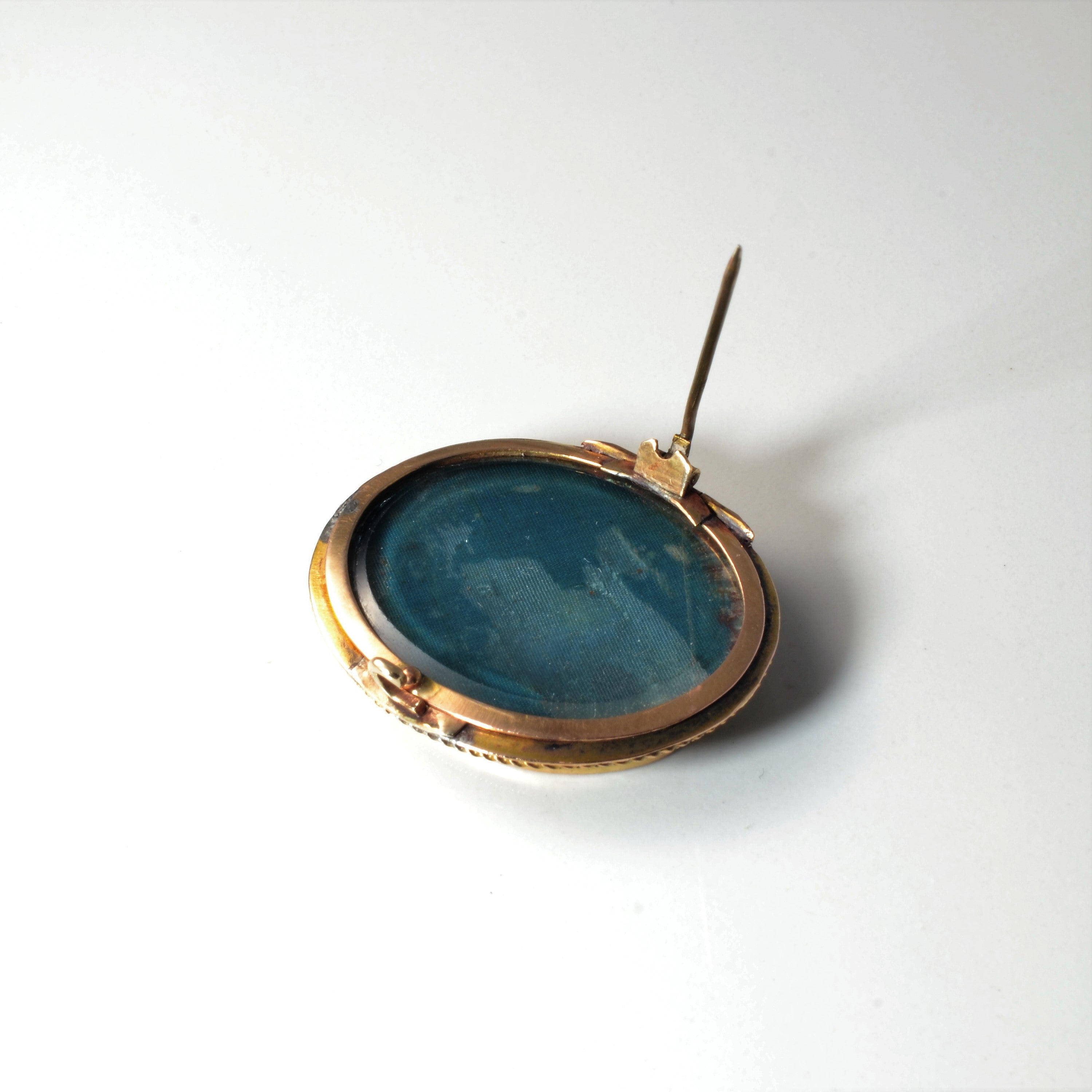 Victorian Mourning Era Brooch |