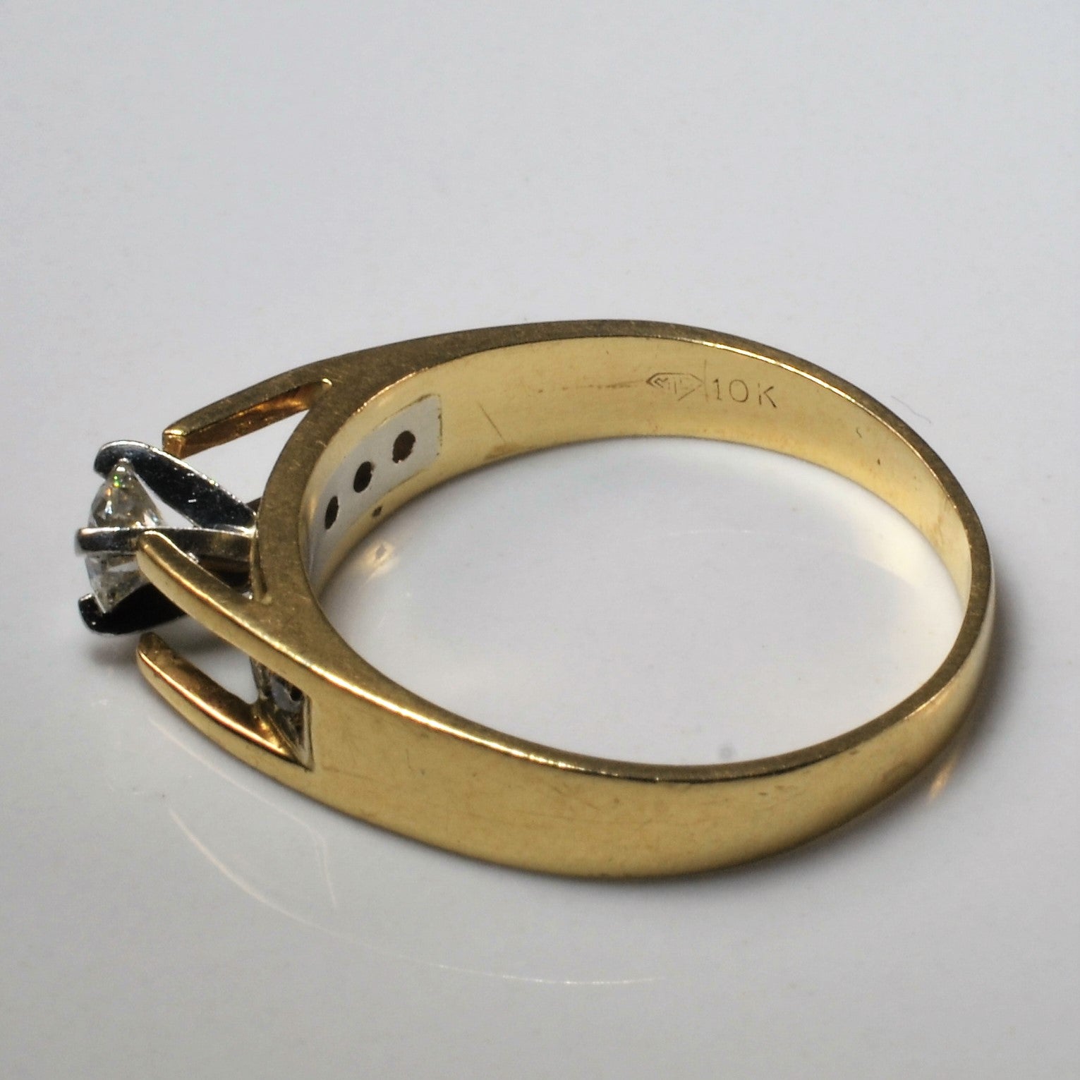 High Set Diamond Engagement Ring | 0.32ctw | SZ 8.75 |
